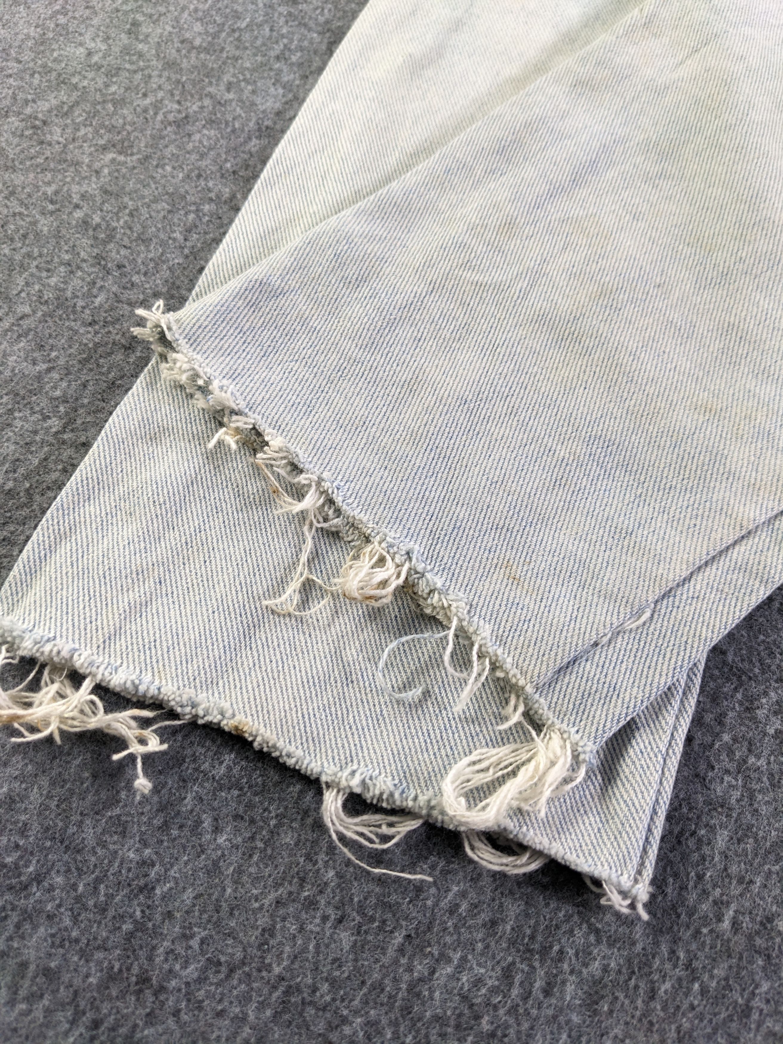 Levi's × Vintage Vintage Distressed Levis Jeans-P44 Size US 28 / EU 44 - 6 Thumbnail