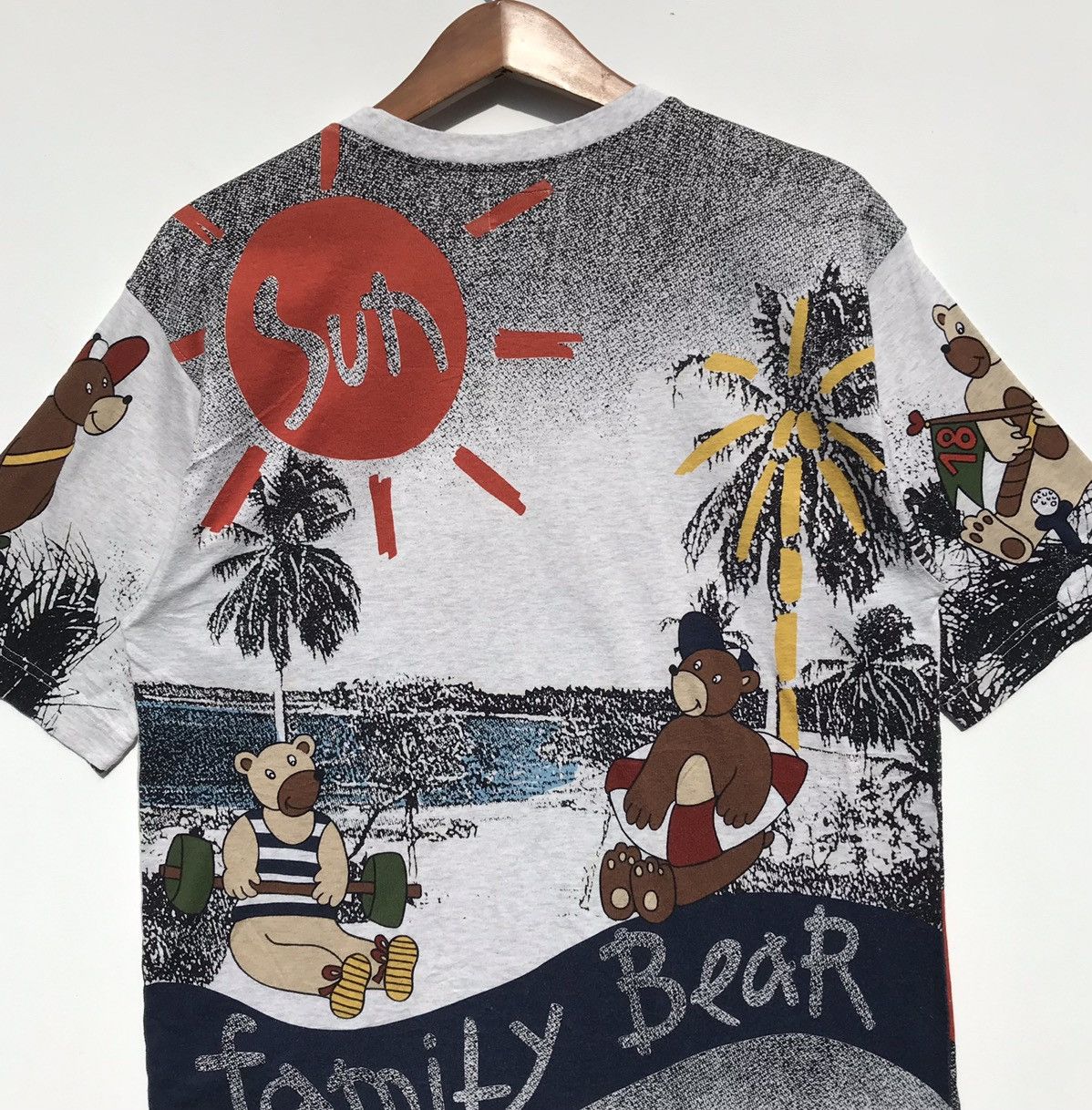 Jean Charles De Castelbajac 🔥Rare🔥Vintage Jean Charles Castelbajac Sport Over Print Tee Size US M / EU 48-50 / 2 - 6 Thumbnail