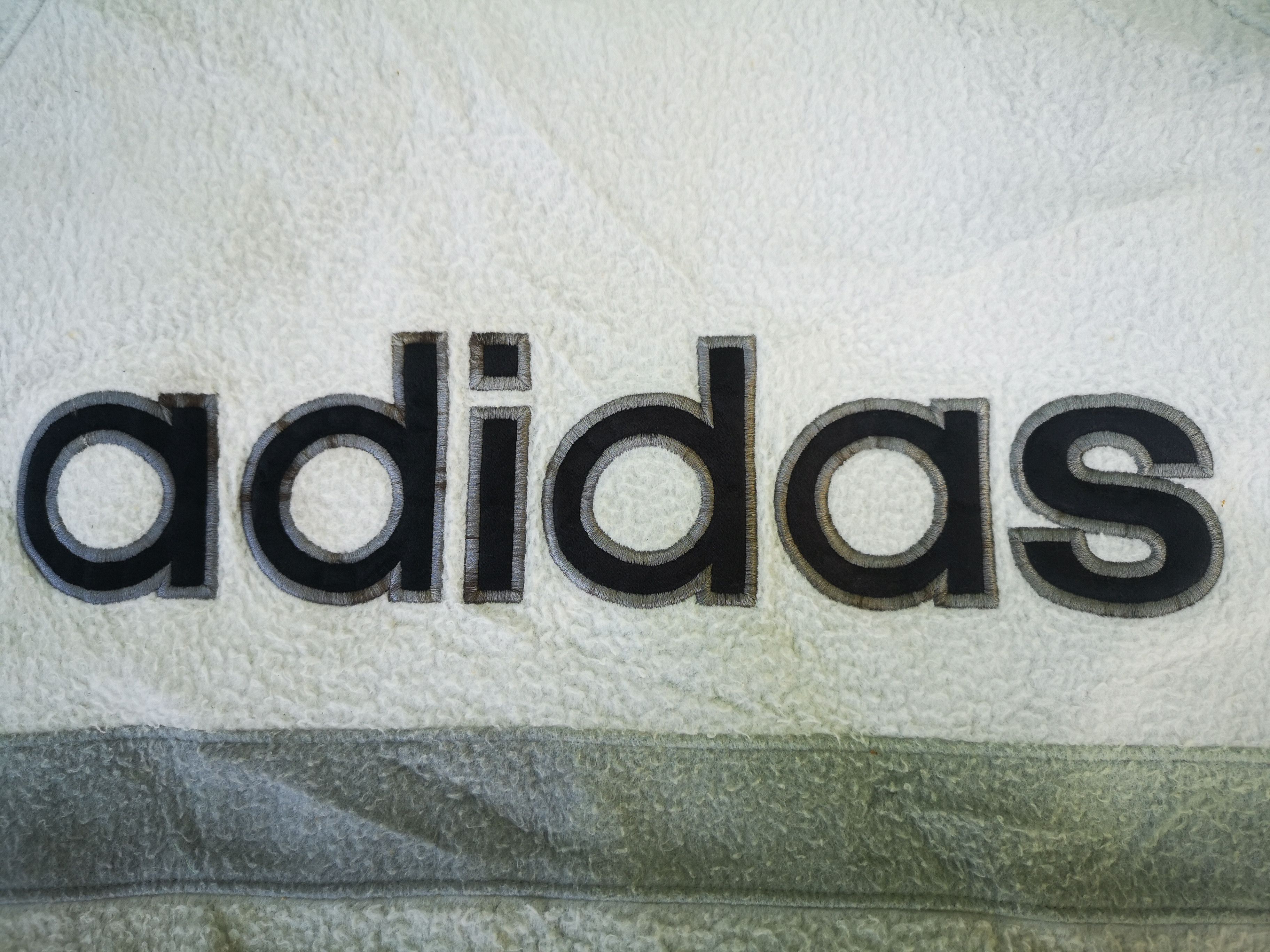 Adidas Vintage Adidas Fleece Big Logo Size US L / EU 52-54 / 3 - 5 Thumbnail