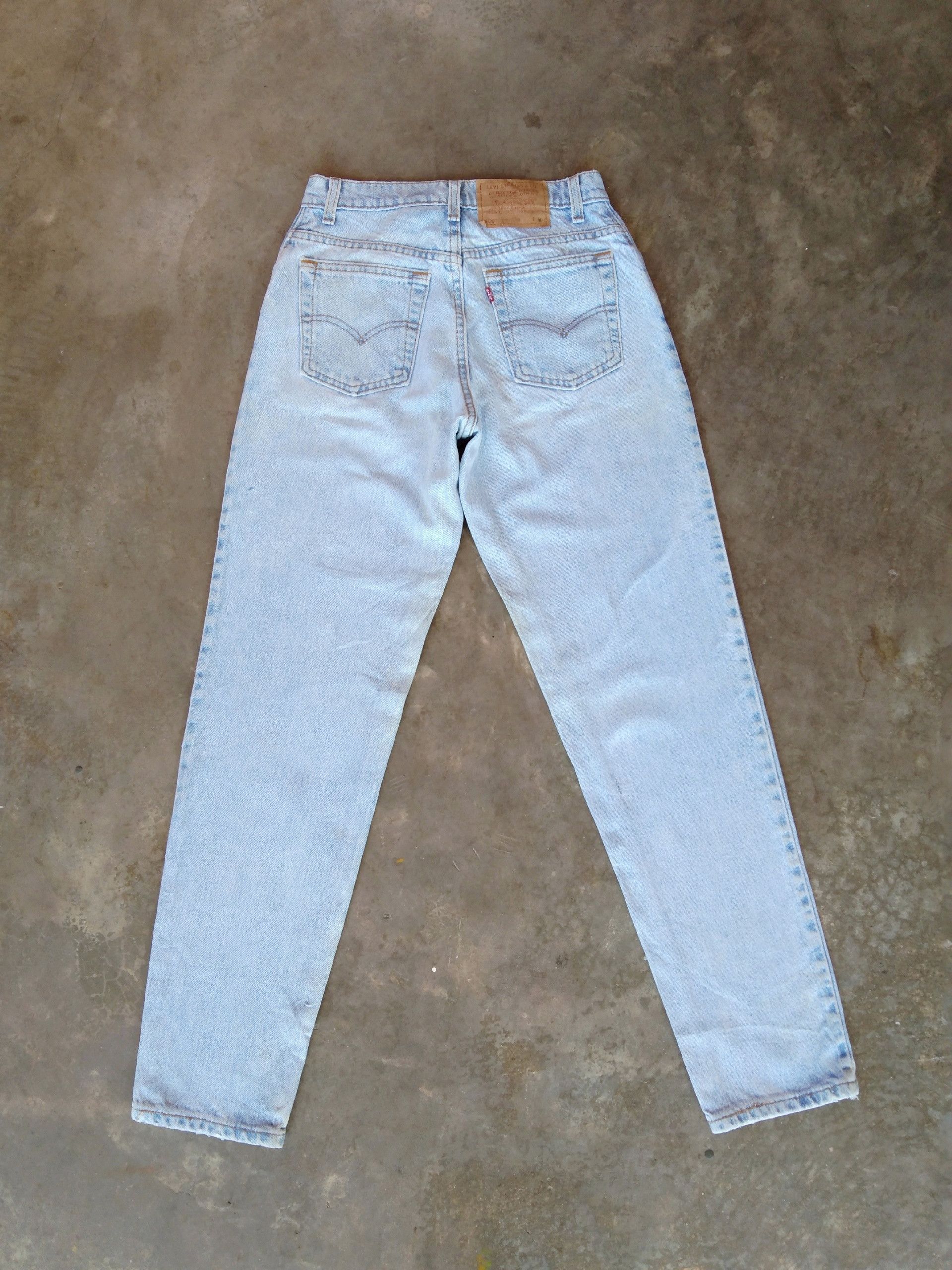 Levi's 90s Vintage Levi's Jeans 550 Made In USA Relaxed Tapered Leg Size US 27 - 2 Thumbnail
