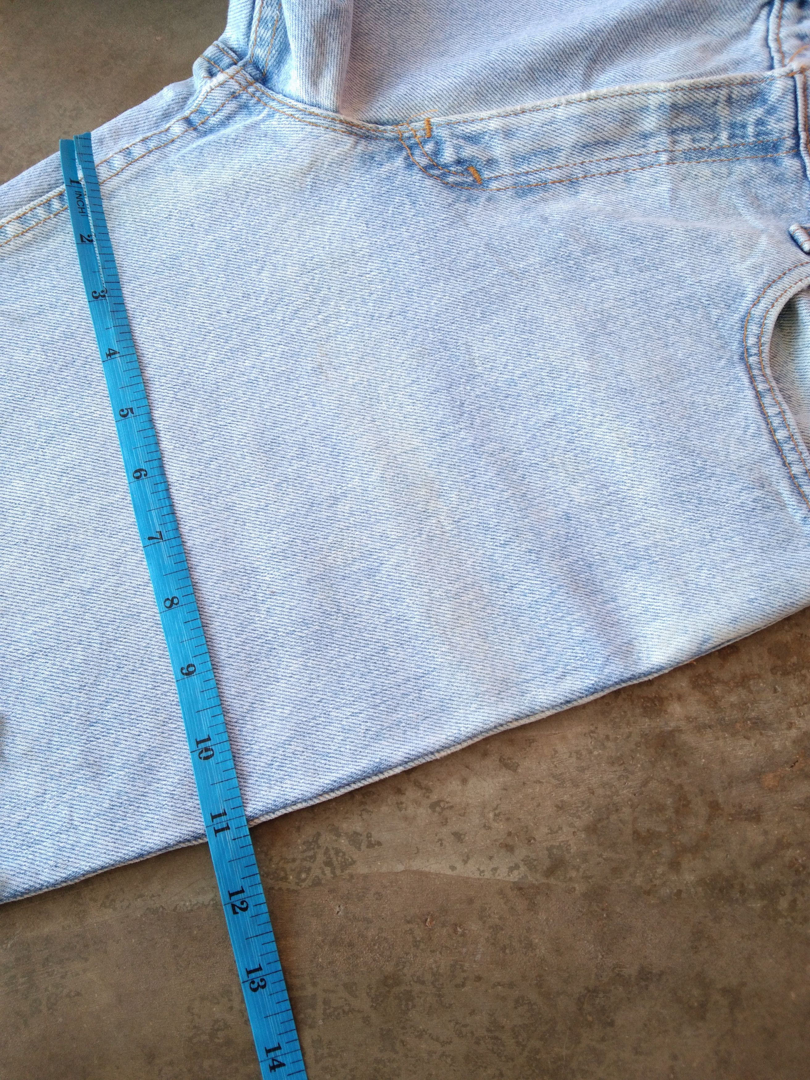 Levi's 90s Vintage Levi's Jeans 550 Made In USA Relaxed Tapered Leg Size US 27 - 9 Thumbnail
