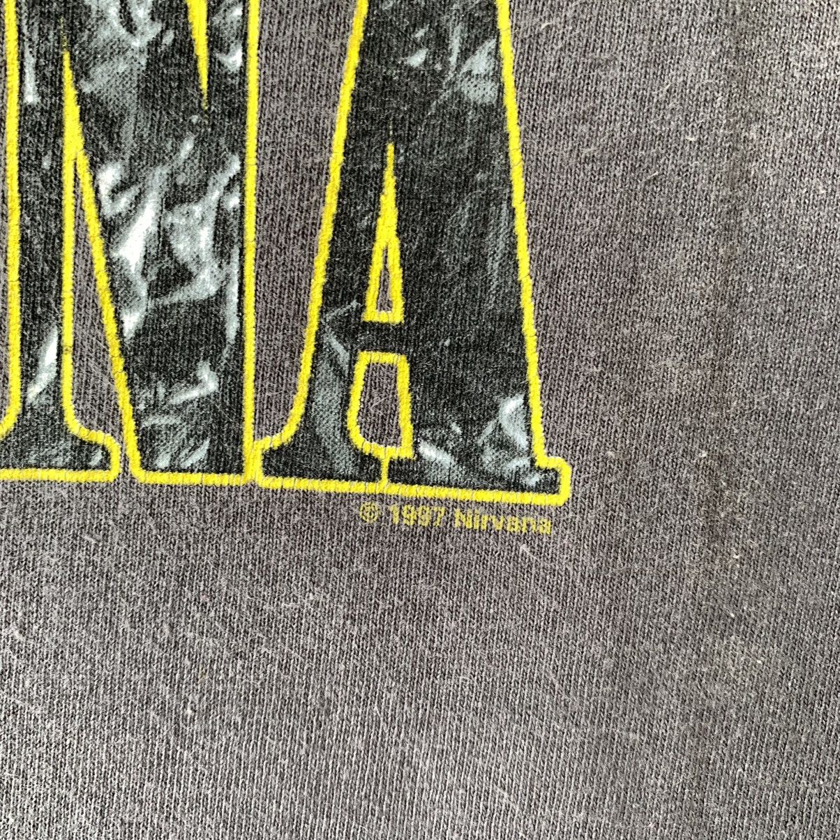 Band Tees Vintage 90s Nirvana Band Tee Grunge Tshirt Size US M / EU 48-50 / 2 - 3 Thumbnail