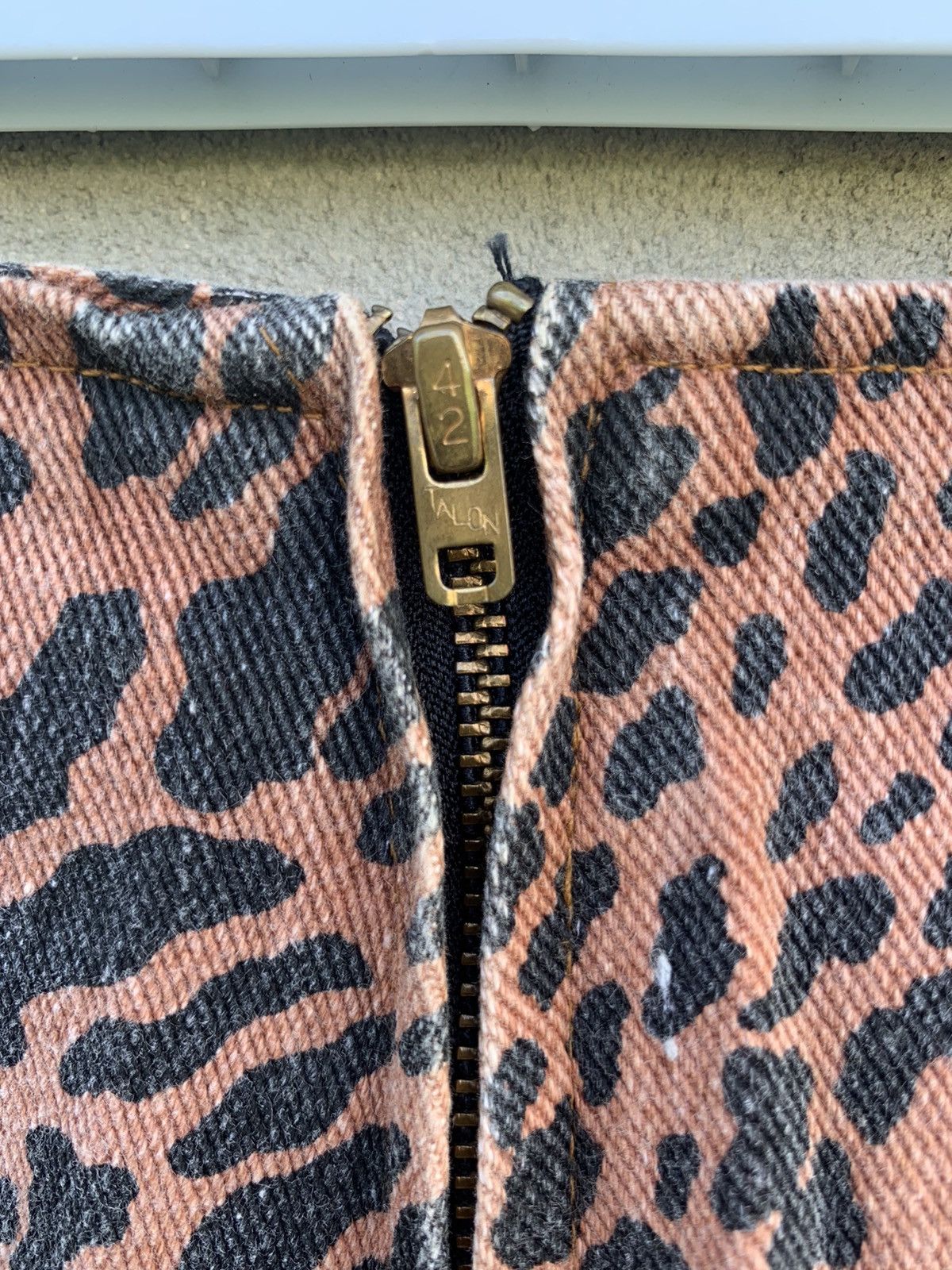 Made In The Shade × Vintage Vtg 70s-80s Made In The Shade Cheetah With Talon 42 Zipper Size 25" / US 0 / IT 36 - 12 Thumbnail