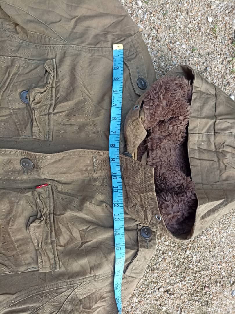 Levi's × Levi's Vintage Clothing Levi's Sherpa Casual Wear Winter Jacket Size US M / EU 48-50 / 2 - 15 Thumbnail