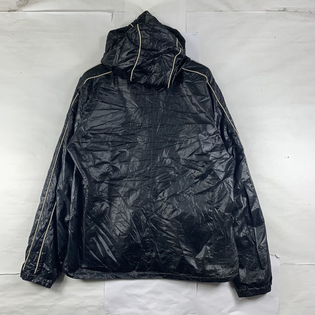 Uniqlo Windbreaker Hoodie Zipper