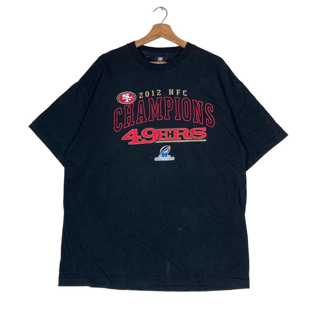 NFL Vintage NFL Team Apparel Spellout Pullover Jumper Tshirt Size US XL / EU 56 / 4 - 1 Thumbnail