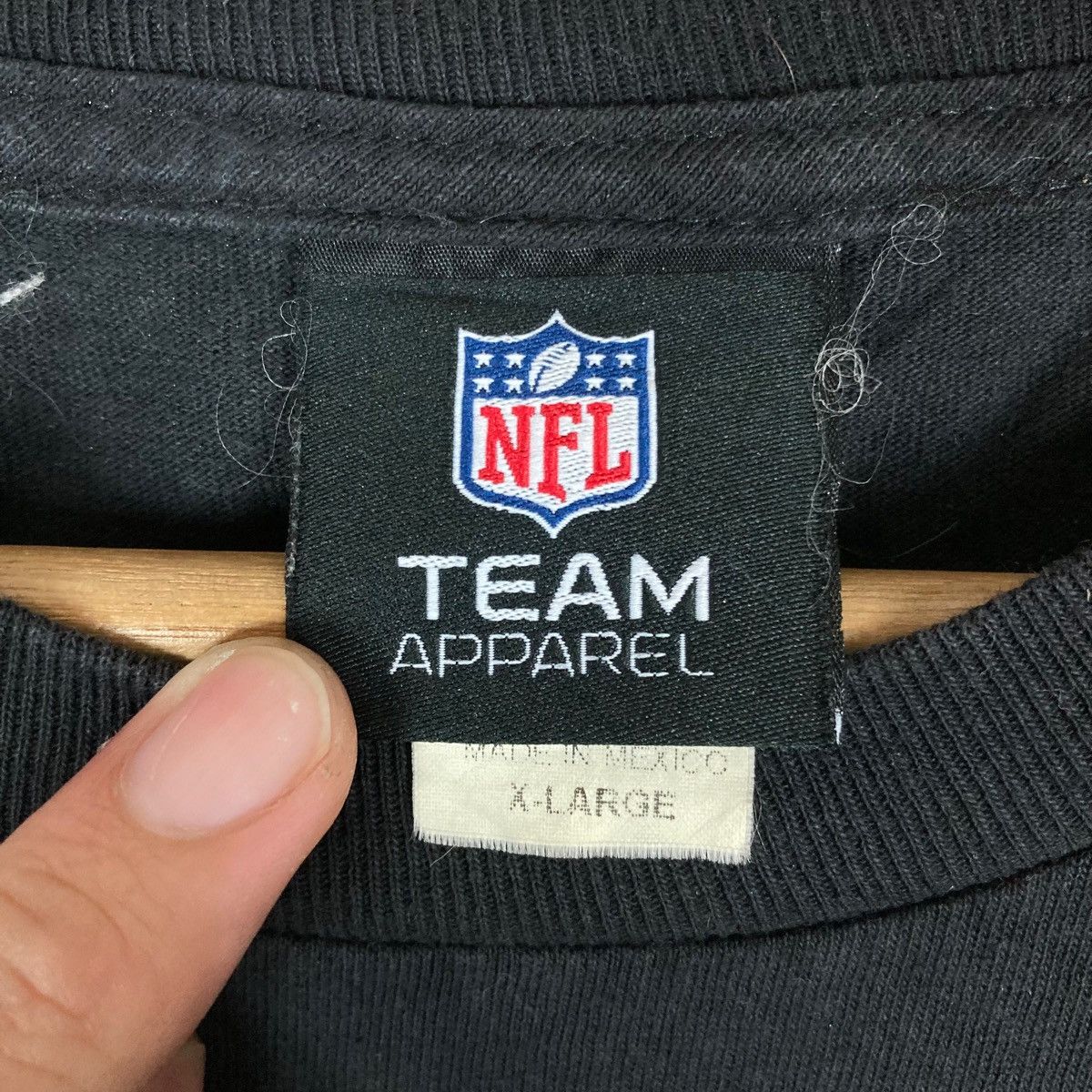 NFL Vintage NFL Team Apparel Spellout Pullover Jumper Tshirt Size US XL / EU 56 / 4 - 6 Thumbnail