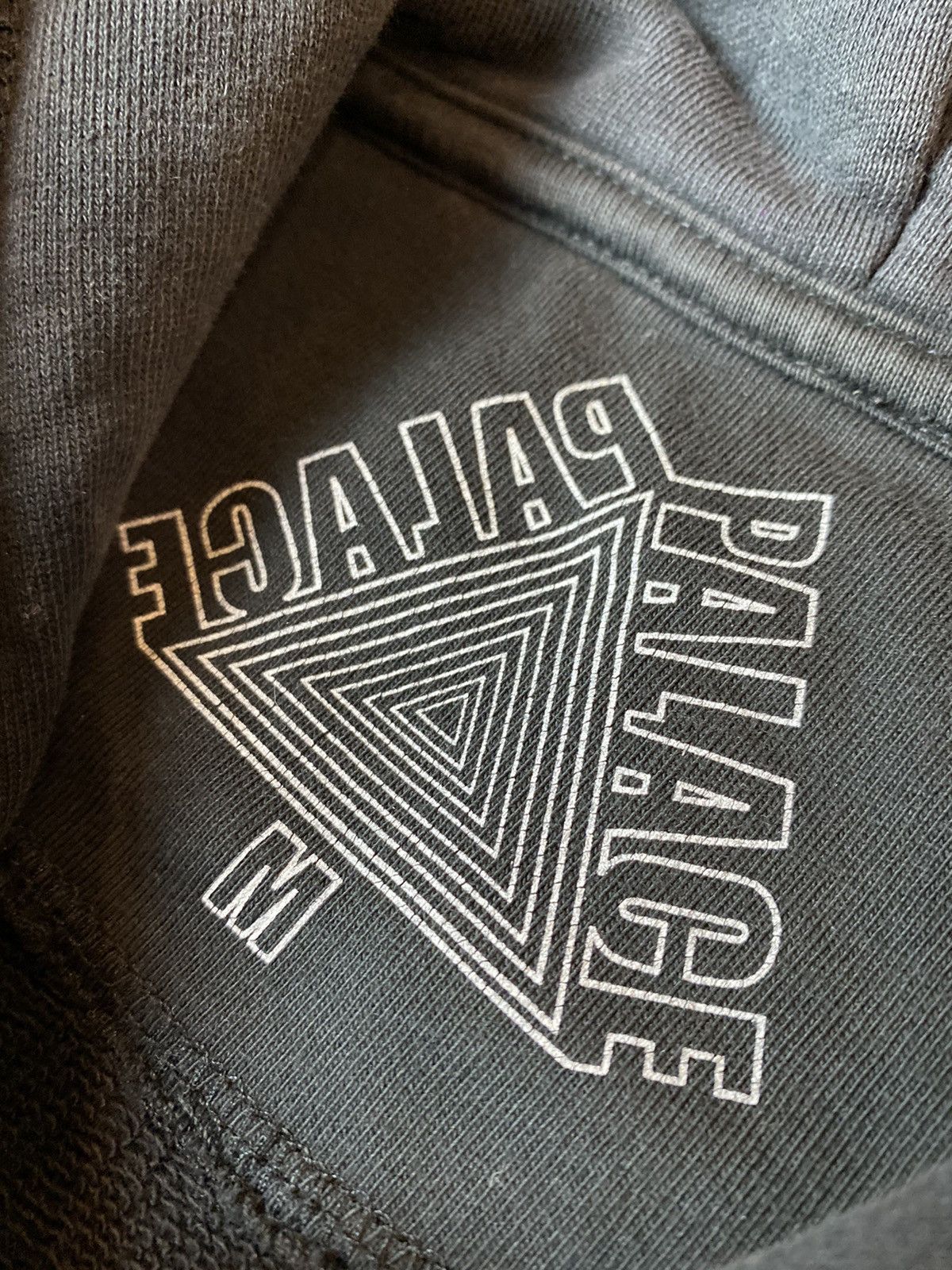 Palace tri bury hoodie clearance