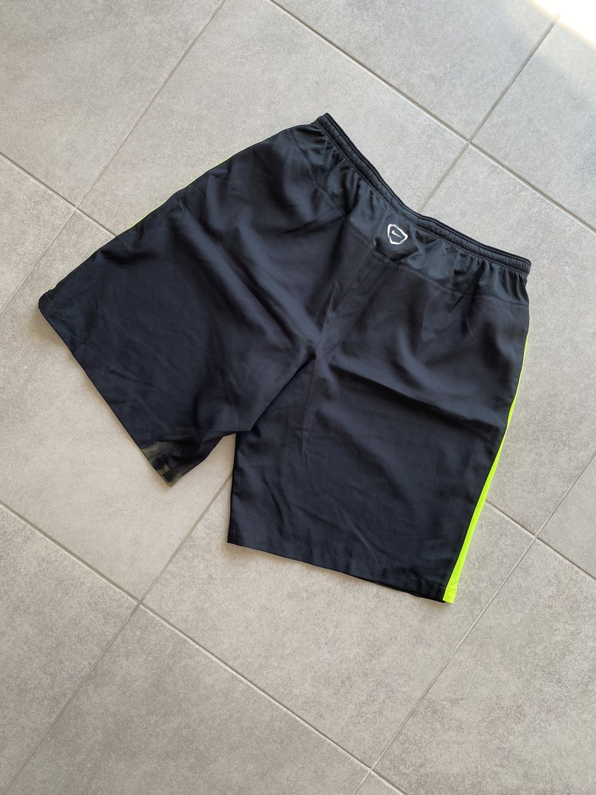 Nike Nike Dri Fit Shorts Size US 34 / EU 50 - 5 Thumbnail