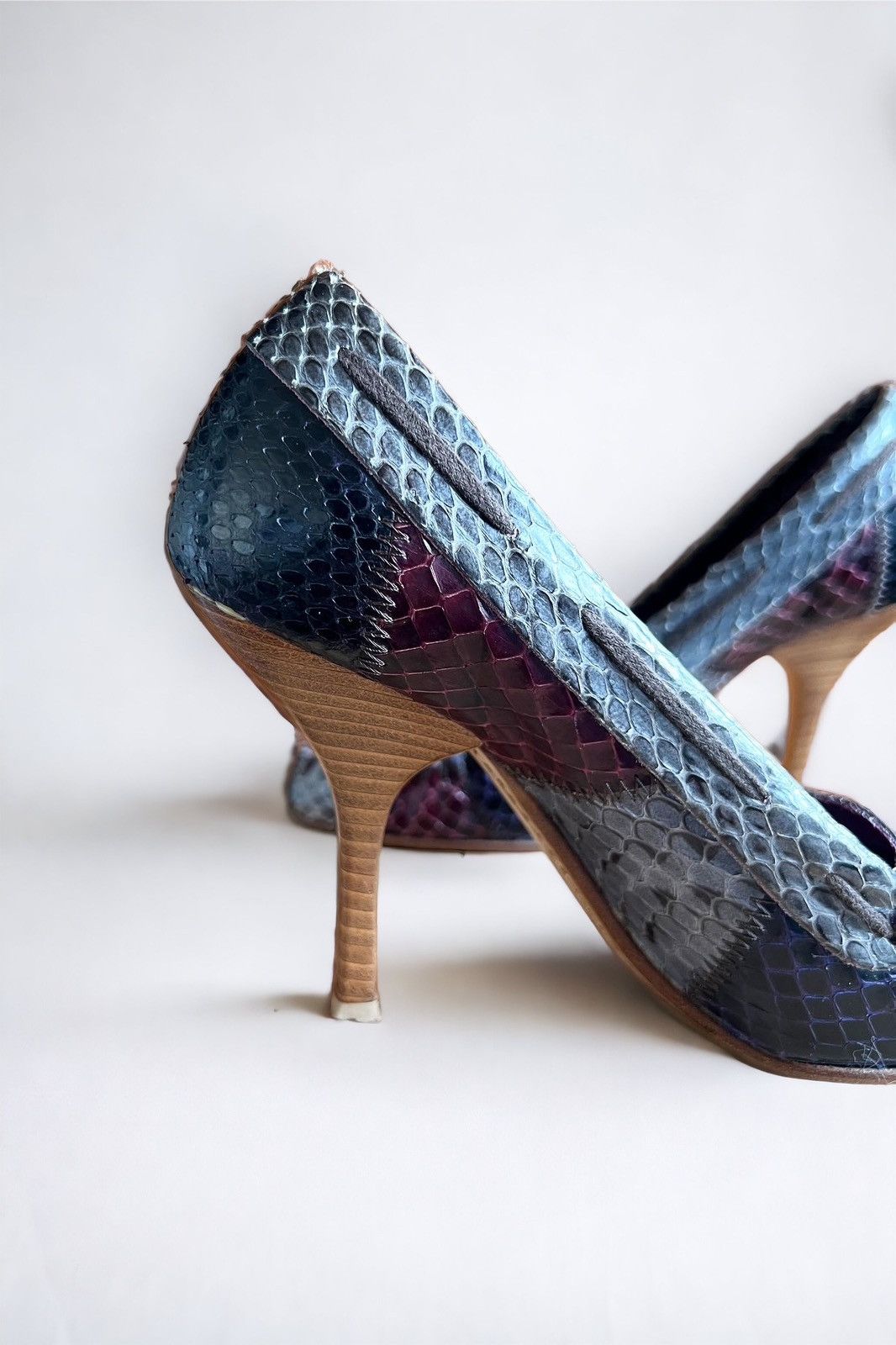 Miu Miu Miu Miu Y2K Rare Vintage Snakeskin Laced Pumps Heels Size US 5 / IT 35 - 5 Thumbnail