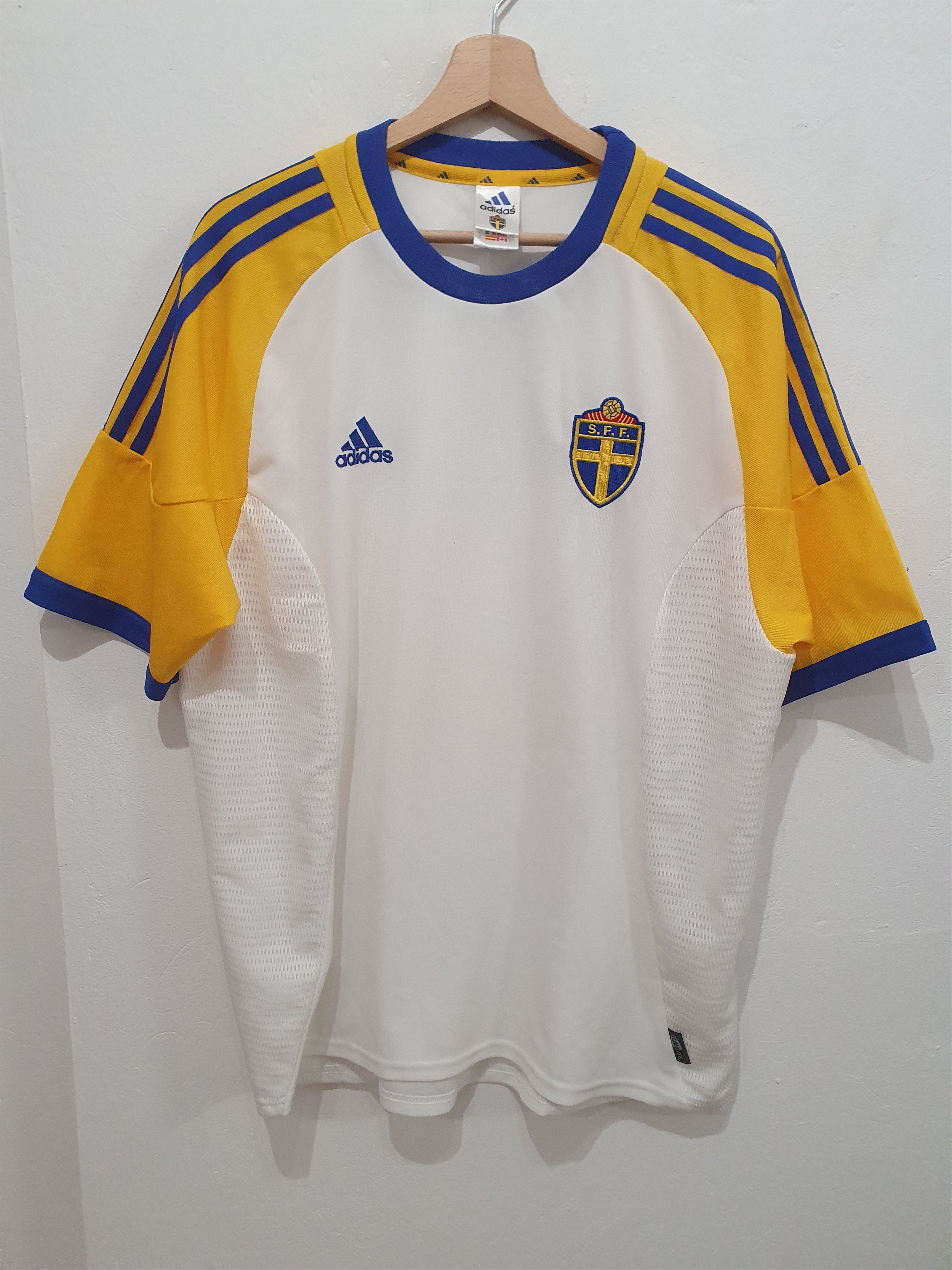 image of Sweden Sverige 2002 Adidas Size L / XL Soccer Jersey Shirt in White, Men's