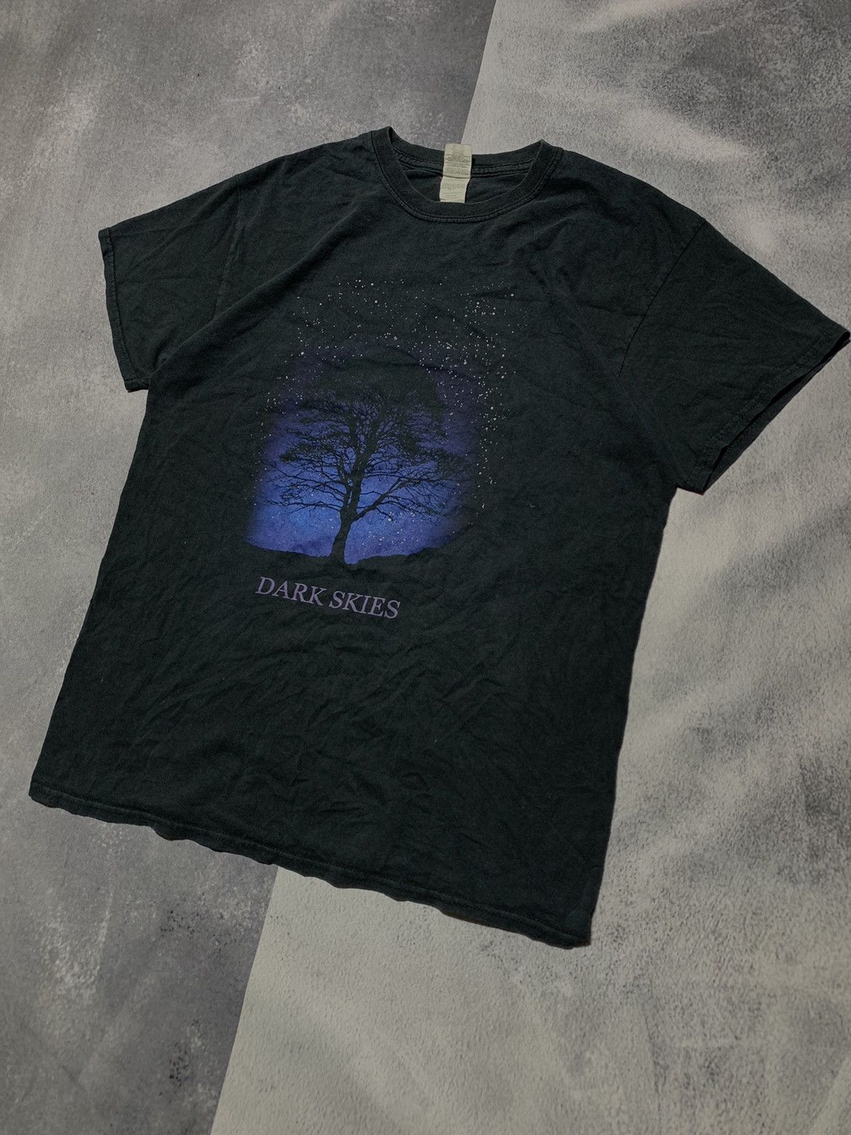 Band Tees × Vintage Vintage Y2K Dark Skies t-shirt big logo style size M Size US M / EU 48-50 / 2 - 2 Thumbnail