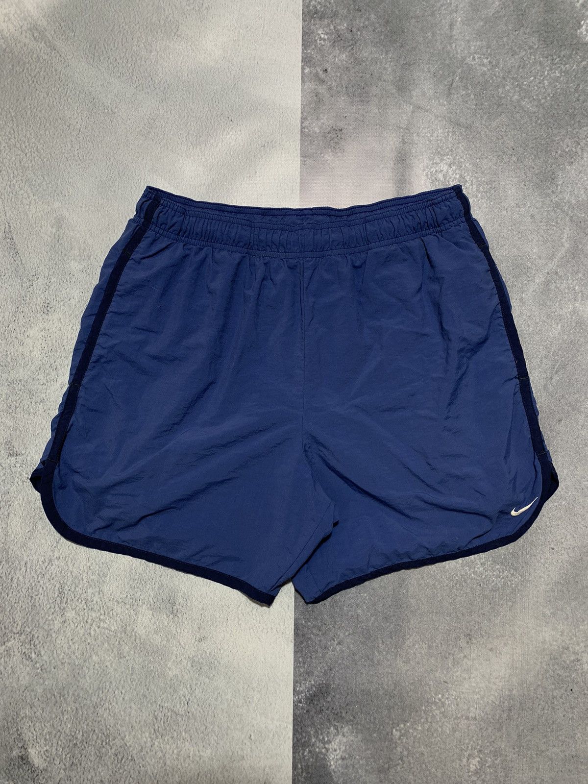 Nike Vintage Nike shorts swoosh streetwear Y2K style size S | Grailed