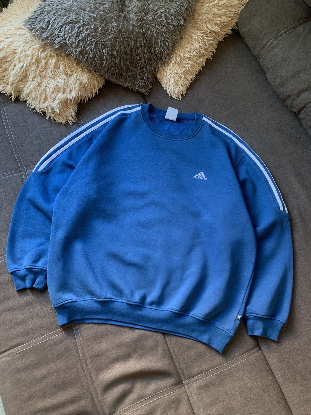 Adidas VINTAGE ADIDAS 3 STRIPES MINI LOGO PULLOVER SWEATSHIRT Size US L / EU 52-54 / 3 - 2 Thumbnail