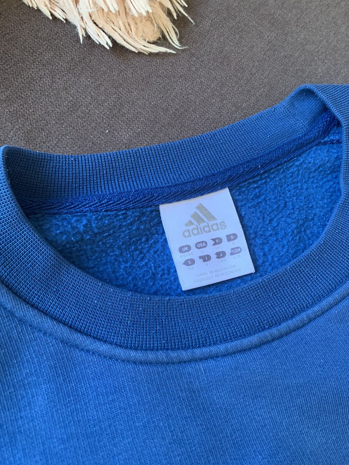 Adidas VINTAGE ADIDAS 3 STRIPES MINI LOGO PULLOVER SWEATSHIRT Size US L / EU 52-54 / 3 - 10 Thumbnail