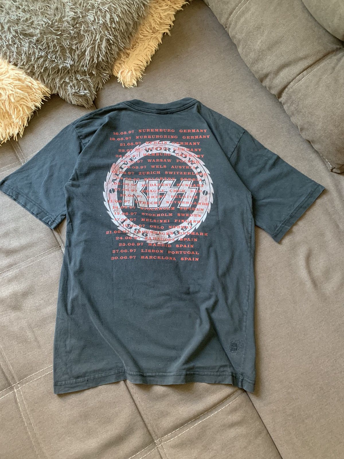 Band Tees Vintage Kiss Alive Worldwide Tour T Shirt 90s 96 97 Size US L / EU 52-54 / 3 - 2 Thumbnail