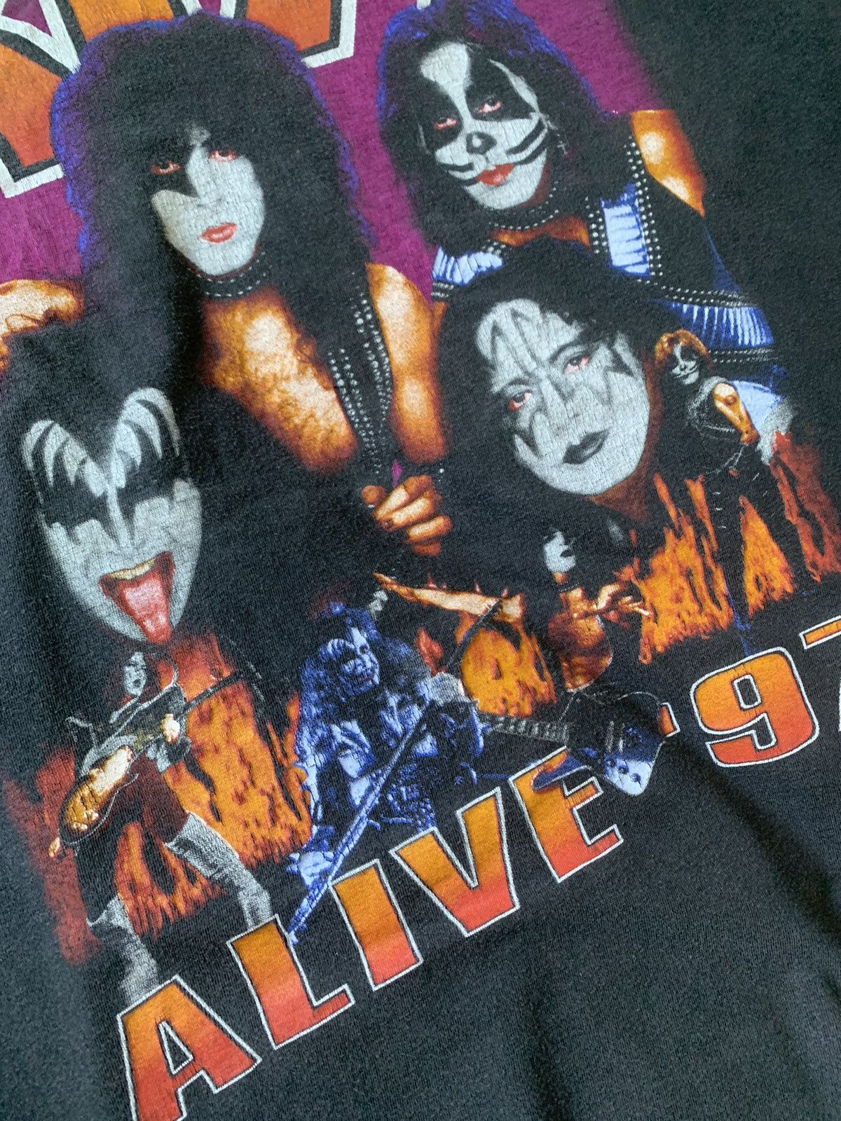 Band Tees Vintage Kiss Alive Worldwide Tour T Shirt 90s 96 97 Size US L / EU 52-54 / 3 - 7 Thumbnail