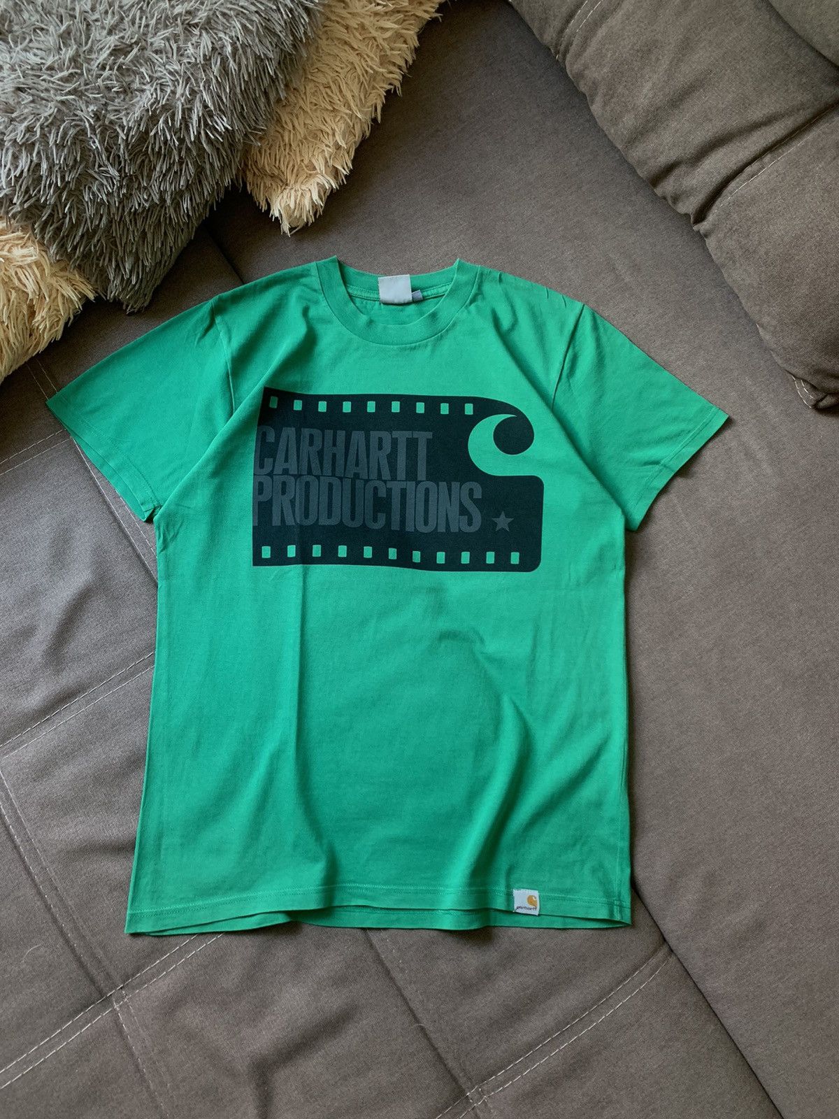 Carhartt Carhartt Y2K Carhartt Production Green streetwear T-shirt Size US S / EU 44-46 / 1 - 1 Thumbnail