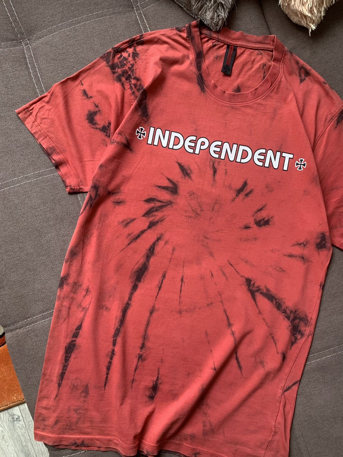 Independent Truck Co. Rare Independent Truck Co Tie Dye Skate long t shirt Size US L / EU 52-54 / 3 - 3 Thumbnail