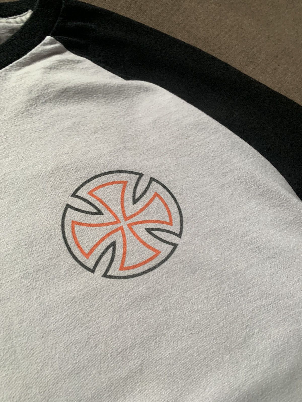 Vans Rare Independent Vans Skate Longsleeve 3/4 Collab Hot Size US L / EU 52-54 / 3 - 6 Thumbnail