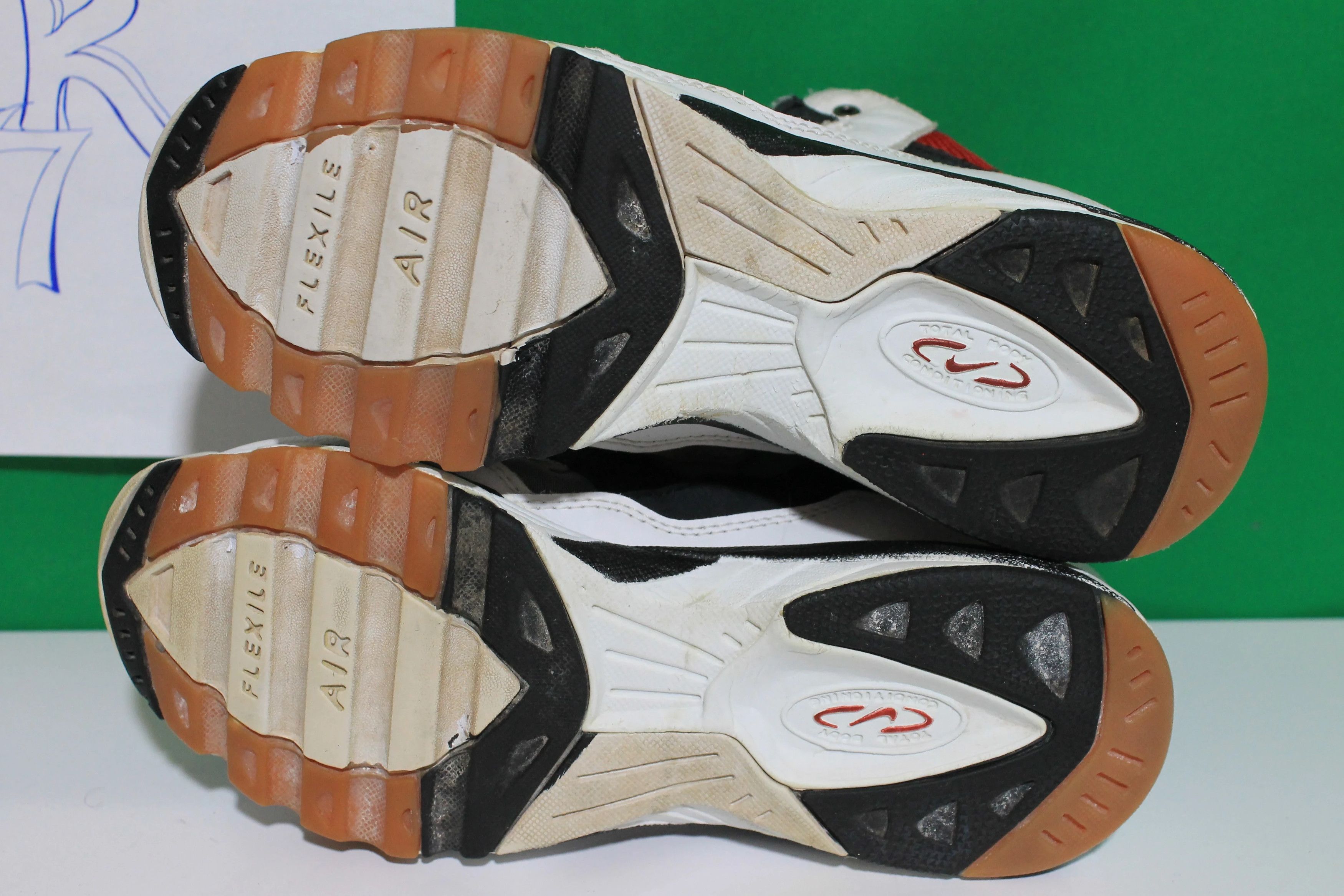 Nike × Nike ACG × Vintage Vintage 90s Nike Air Total Body Conditioning High Top Size US 6 / EU 39 - 5 Thumbnail