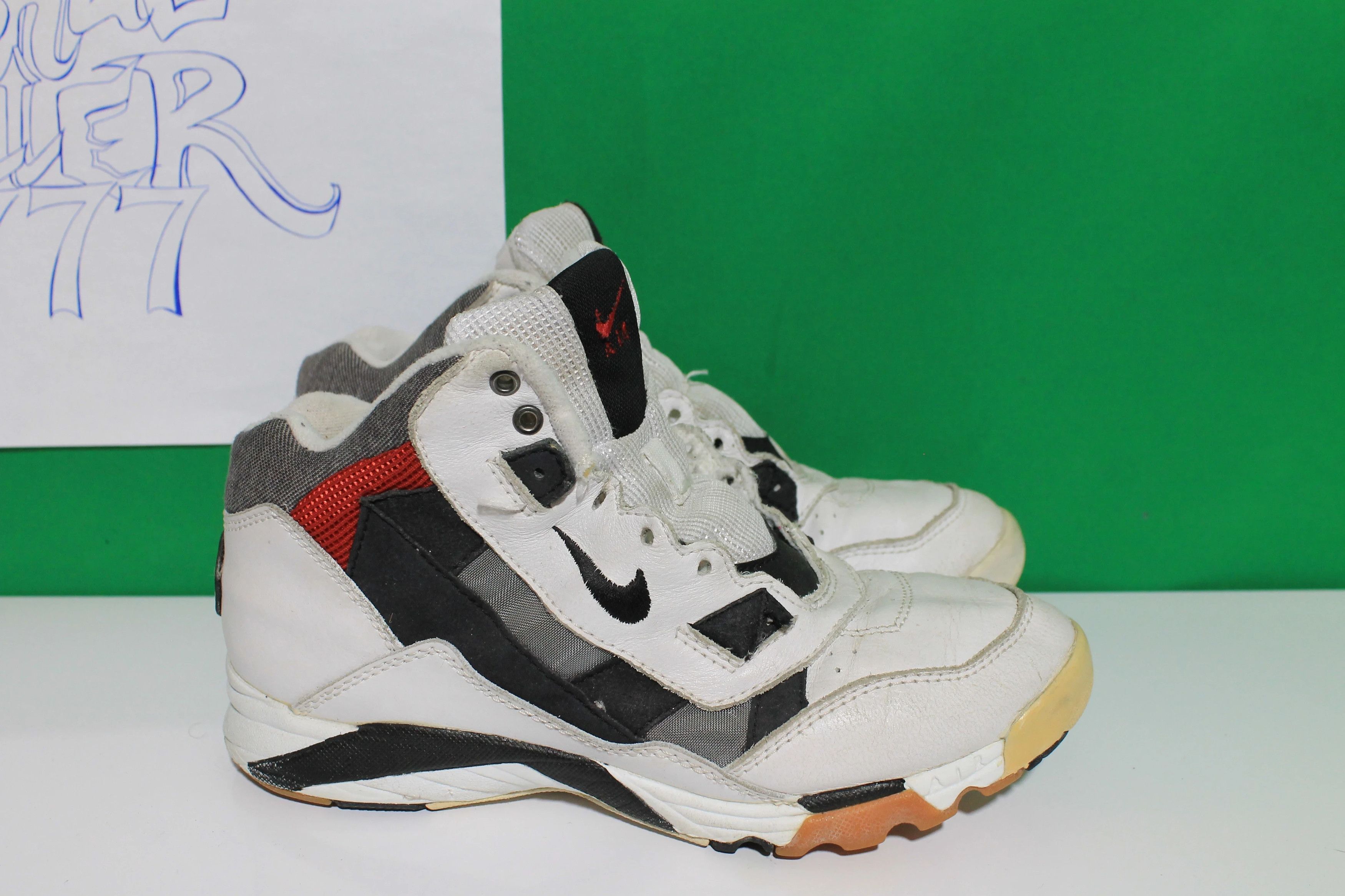 Nike × Nike ACG × Vintage Vintage 90s Nike Air Total Body Conditioning High Top Size US 6 / EU 39 - 2 Thumbnail