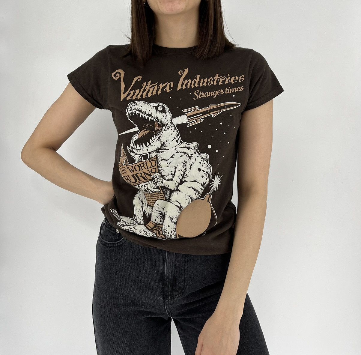 Band Tees × Vintage Vintage Y2K Vulture Industries "Stranger Times" Band tee Size M / US 6-8 / IT 42-44 - 1 Thumbnail
