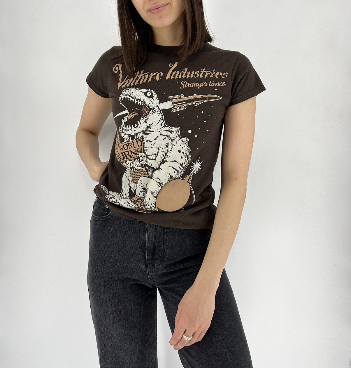 Band Tees × Vintage Vintage Y2K Vulture Industries "Stranger Times" Band tee Size M / US 6-8 / IT 42-44 - 4 Thumbnail