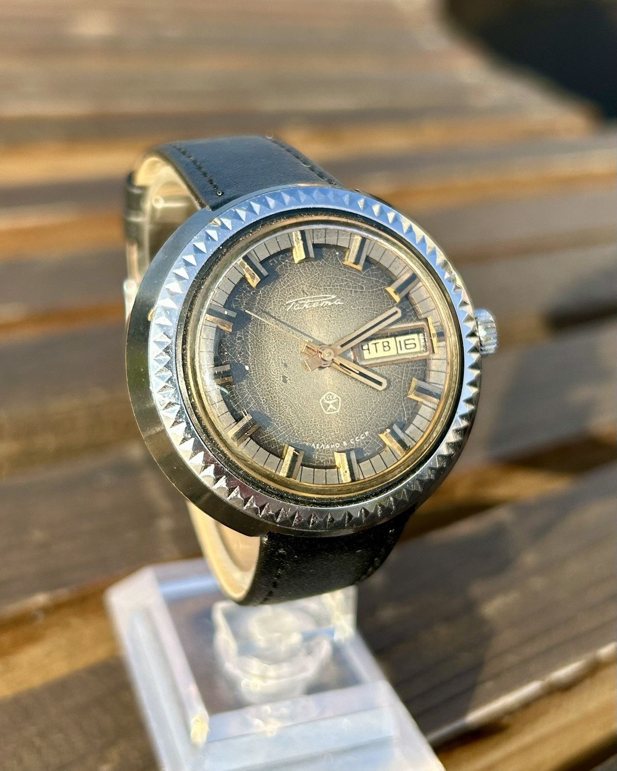 Vintage Vintage Rare Soviet Mechanical Watch Raketa Puck USSR 1980s Size ONE SIZE - 7 Thumbnail