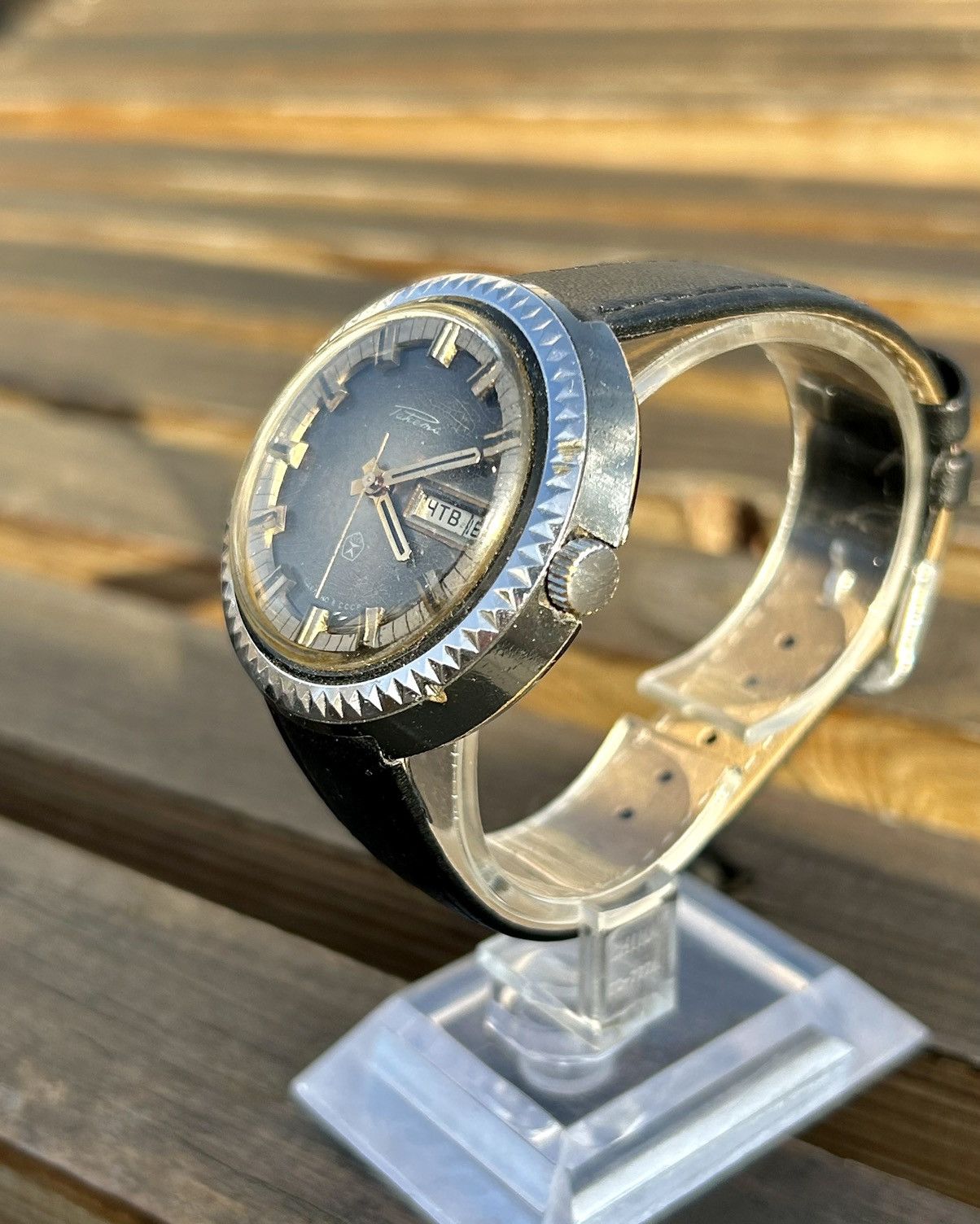Vintage Vintage Rare Soviet Mechanical Watch Raketa Puck USSR 1980s Size ONE SIZE - 4 Thumbnail