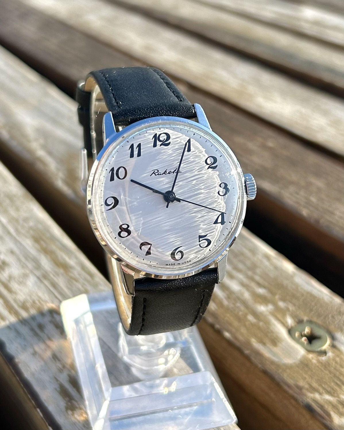 Vintage Vintage Soviet Raketa Watch Mechanical Wristwatch USSR 1980s Size ONE SIZE - 2 Thumbnail