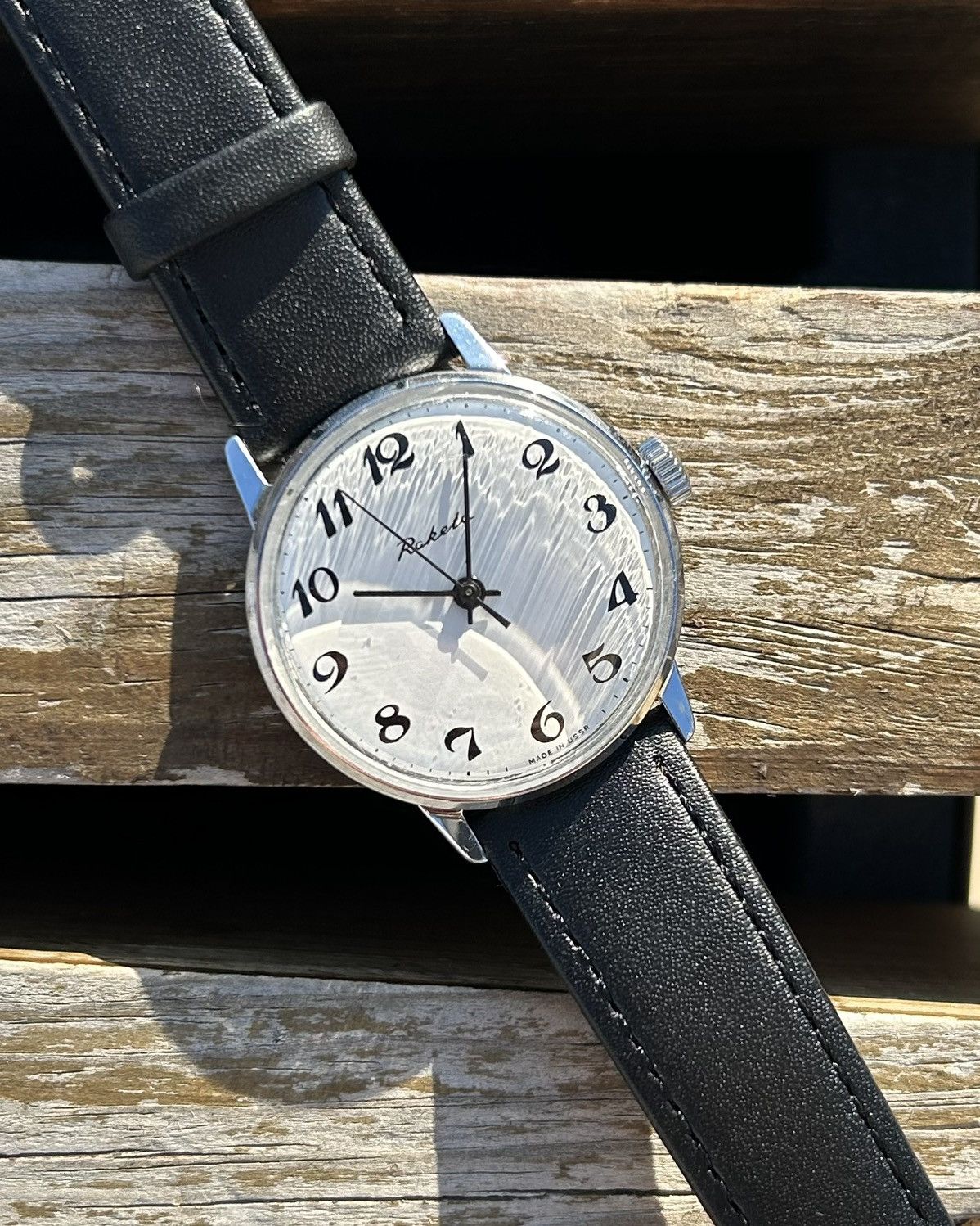 Vintage Vintage Soviet Raketa Watch Mechanical Wristwatch USSR 1980s Size ONE SIZE - 10 Thumbnail