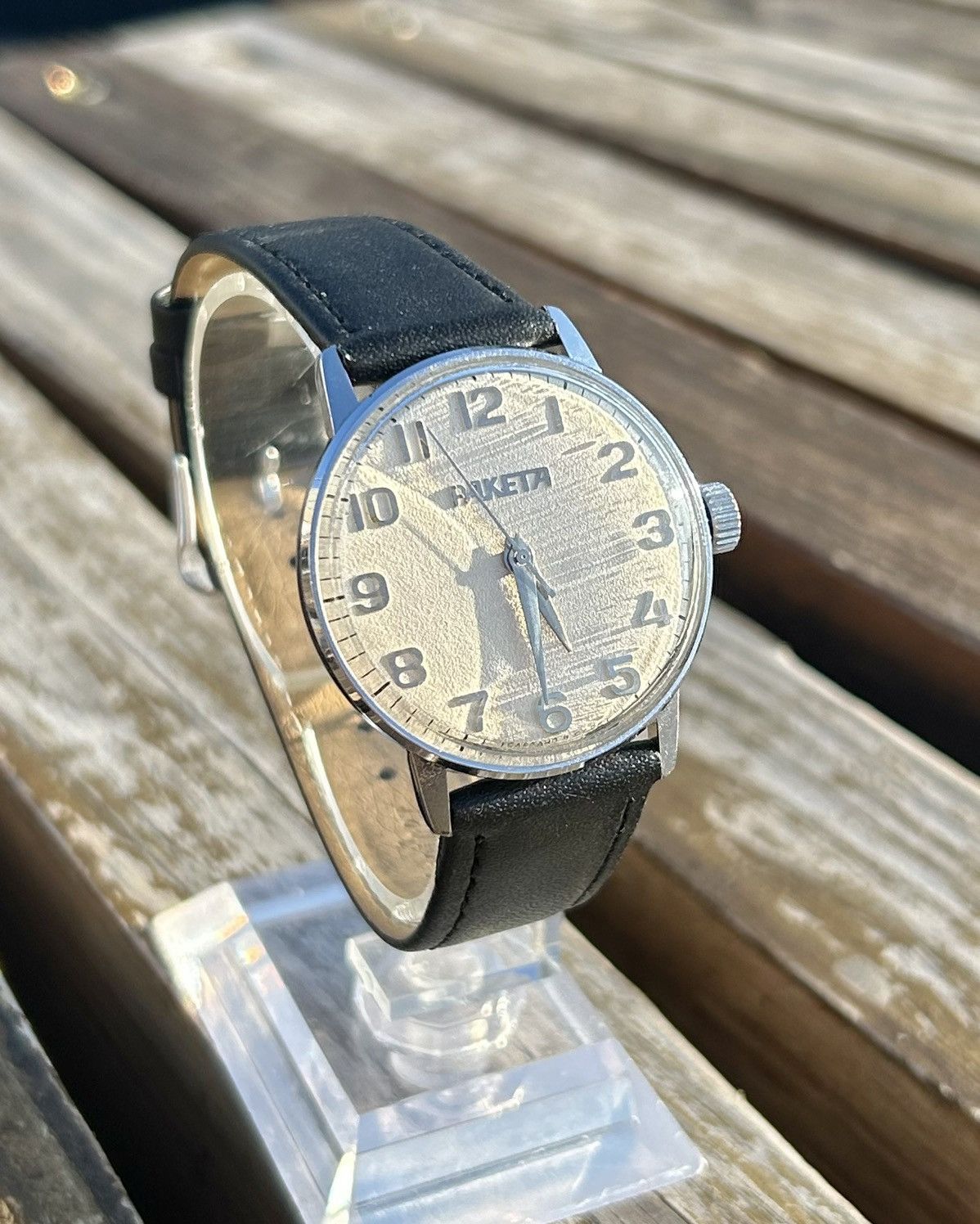 Vintage Vintage Soviet Raketa Watch Mechanical Wristwatch USSR 1980s Size ONE SIZE - 7 Thumbnail
