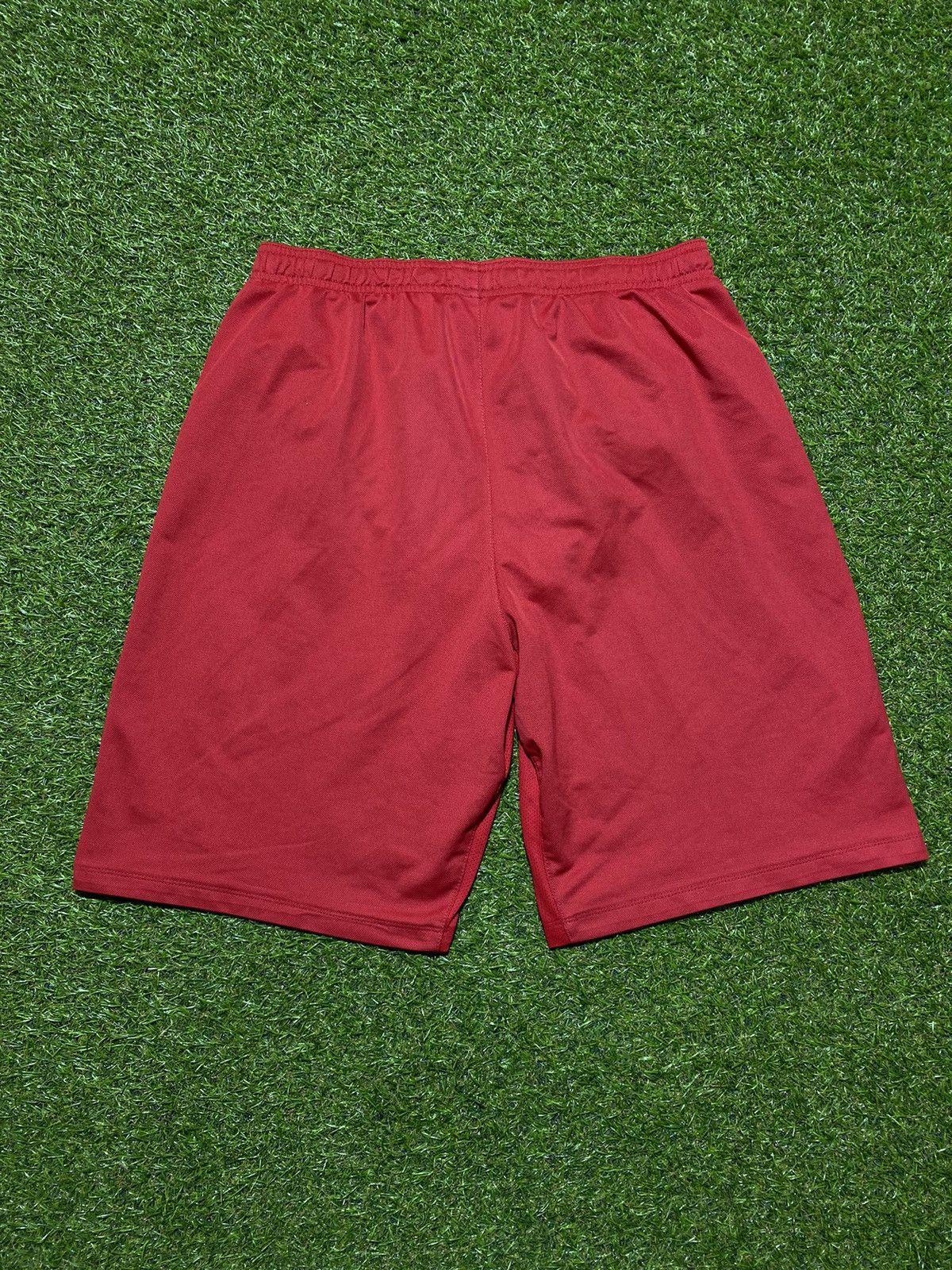 Nike Vintage Nike shorts streetwear swoosh casual y2k size L Size US 34 / EU 50 - 2 Thumbnail