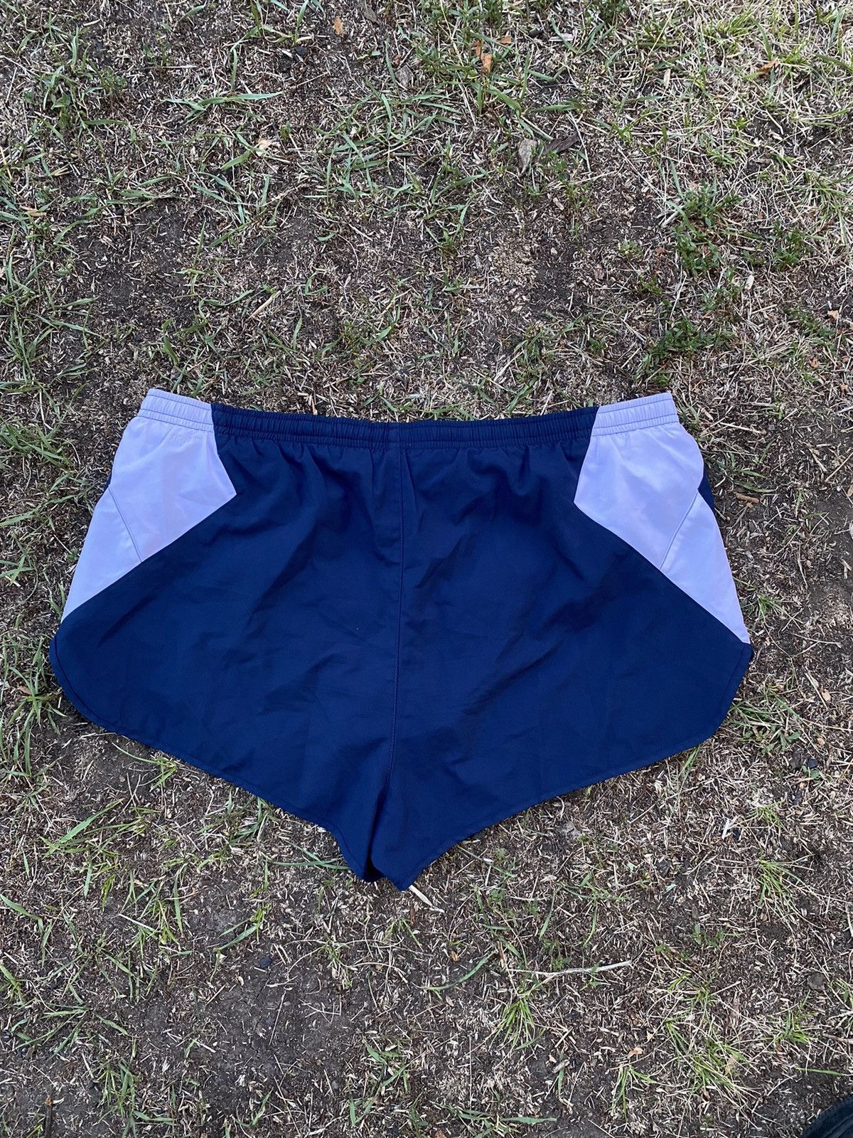 Nike Vintage Nike shorts streetwear swoosh casual y2k size M Size US 32 / EU 48 - 2 Thumbnail