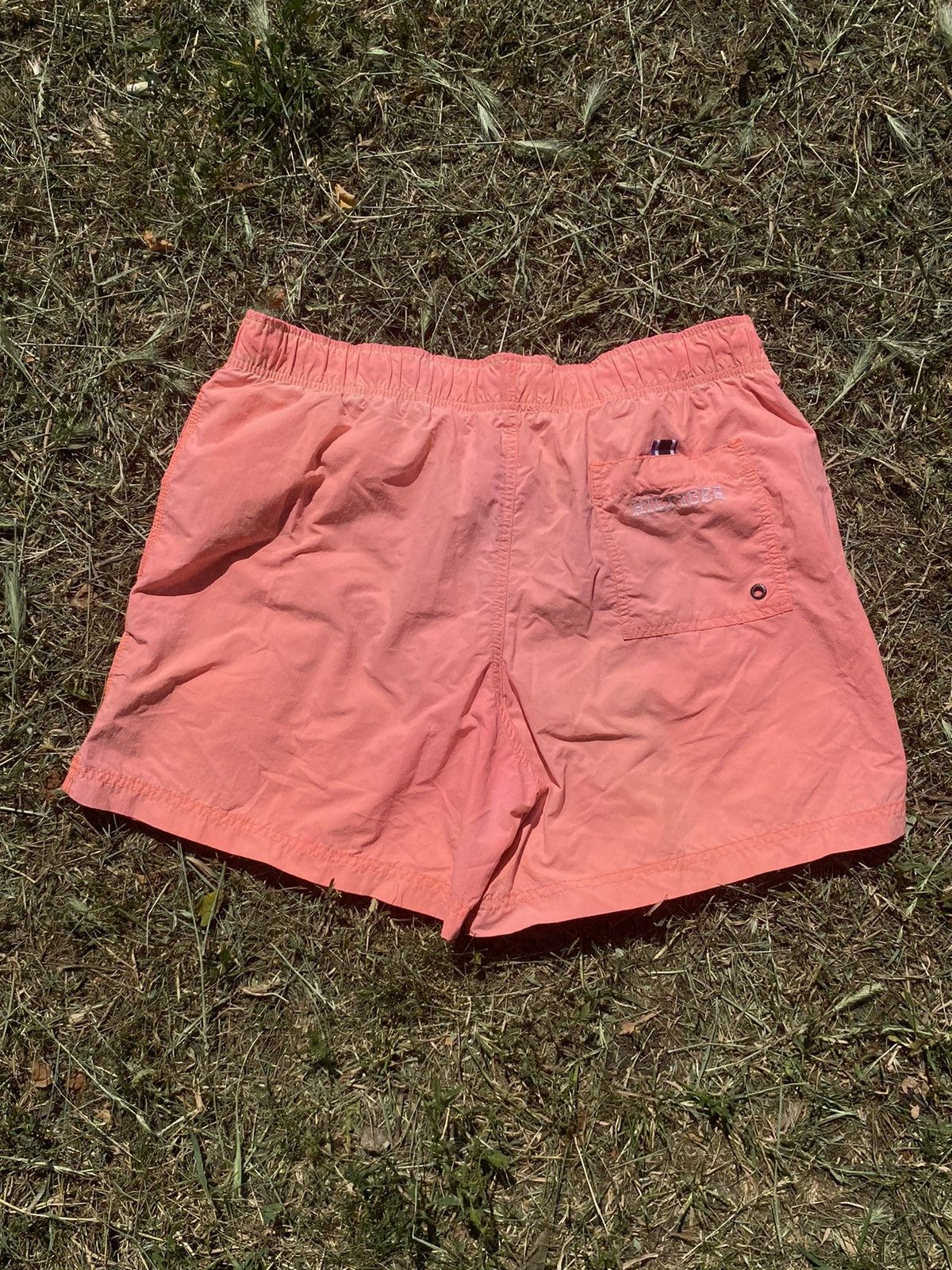 Tommy Hilfiger Vintage Tommy Hilfiger shorts streetwear big logo y2k size M Size US 32 / EU 48 - 3 Thumbnail