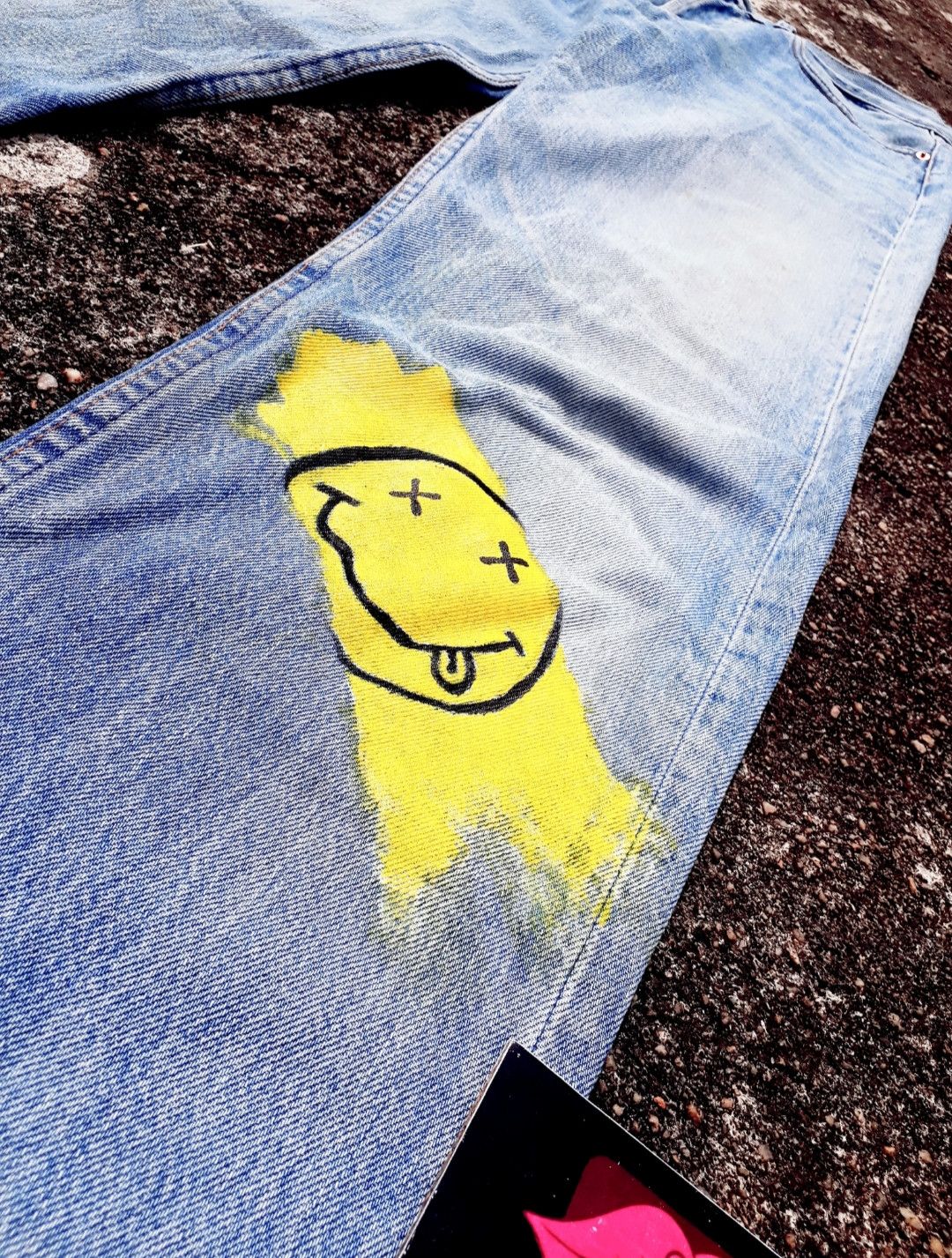 Levis 501 Kurt Cobain Smiley Jeans