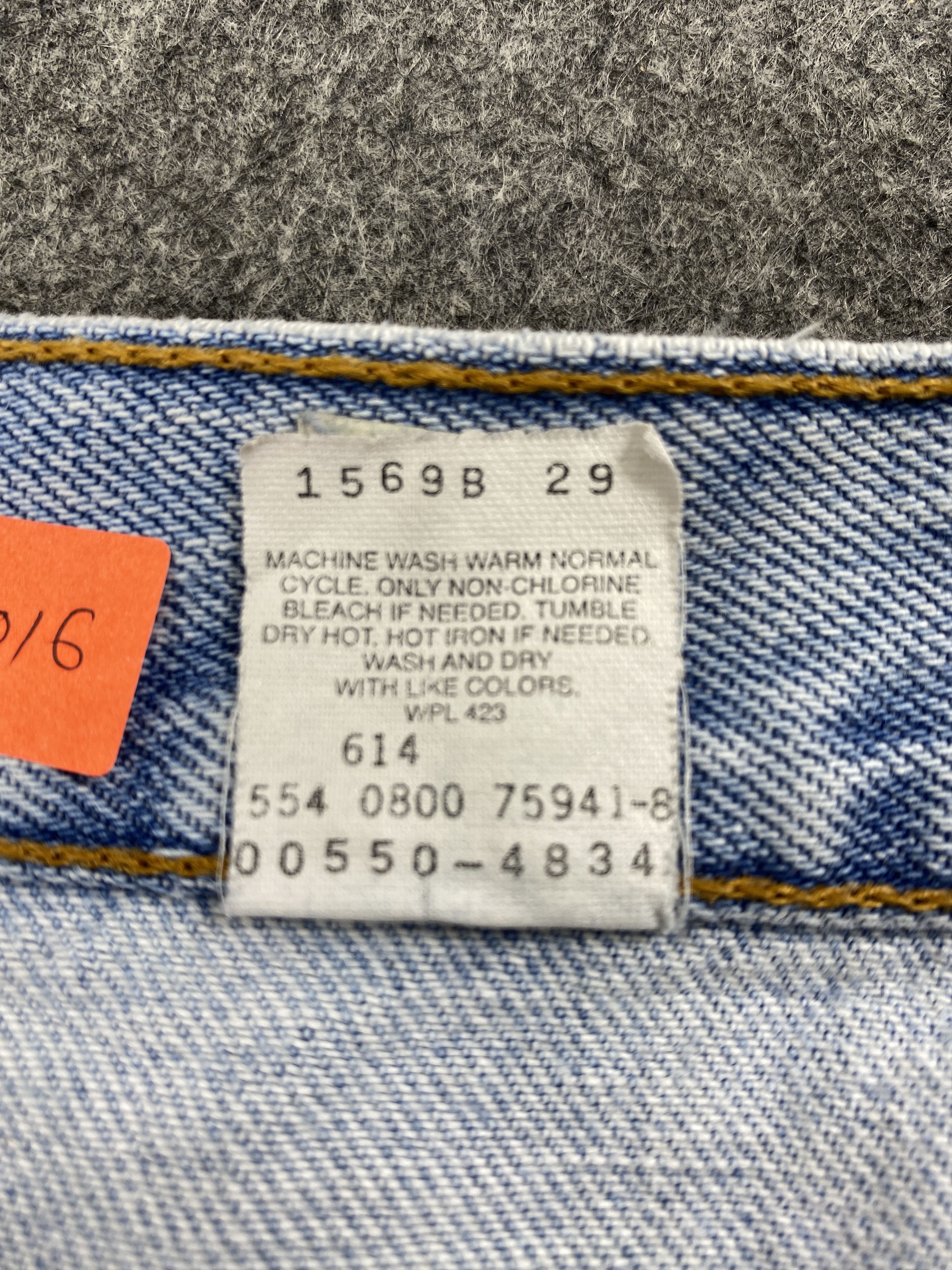 Levi's Light Blue Wash Vintage Levi's 550 30x35.5 Denim -SJ016 Size US 30 / EU 46 - 9 Thumbnail