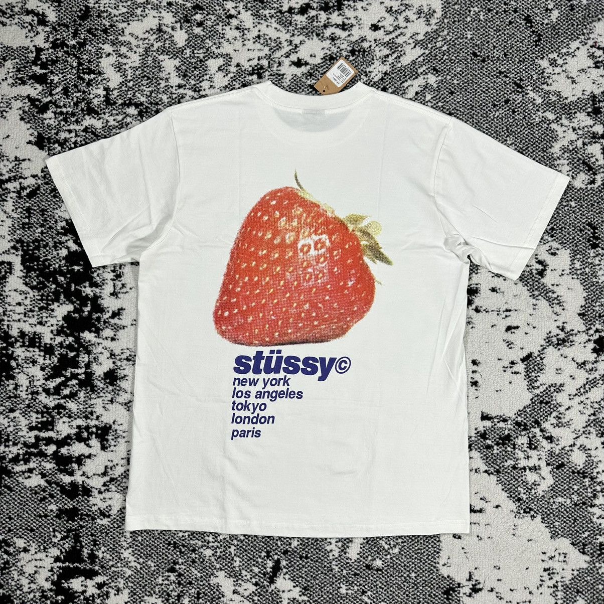 Stussy STUSSY STRAWBERRY TEE IN WHITE - LARGE | Grailed