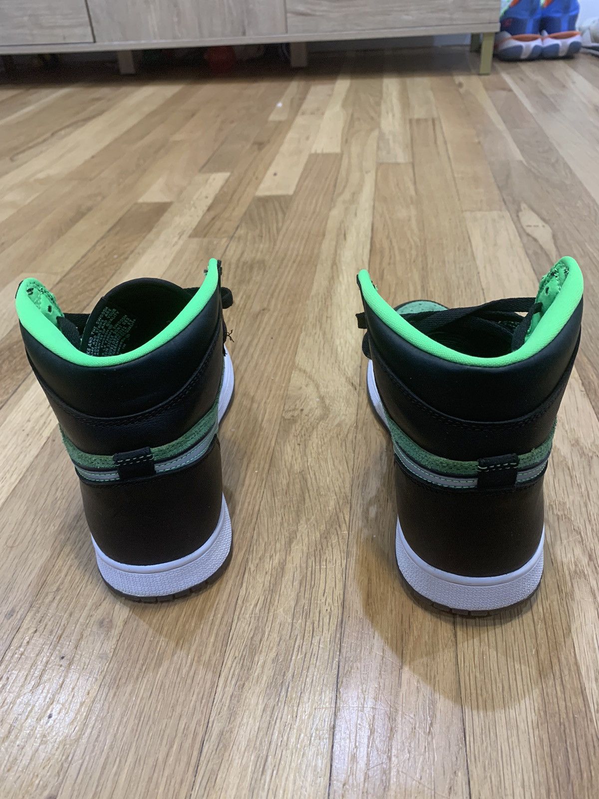 Jordan Brand Air Jordan 1 High Zoom Zen Green Size US 8 / EU 41 - 4 Thumbnail