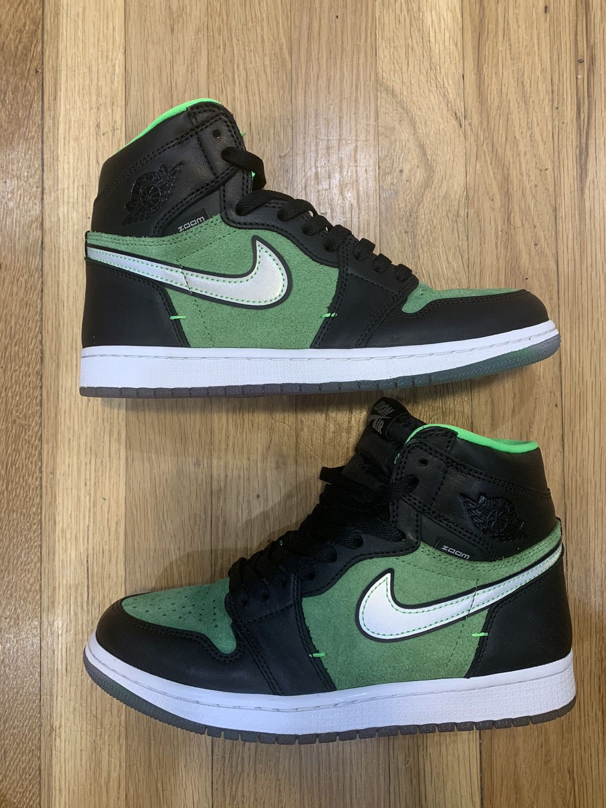 Jordan Brand Air Jordan 1 High Zoom Zen Green Size US 8 / EU 41 - 1 Thumbnail