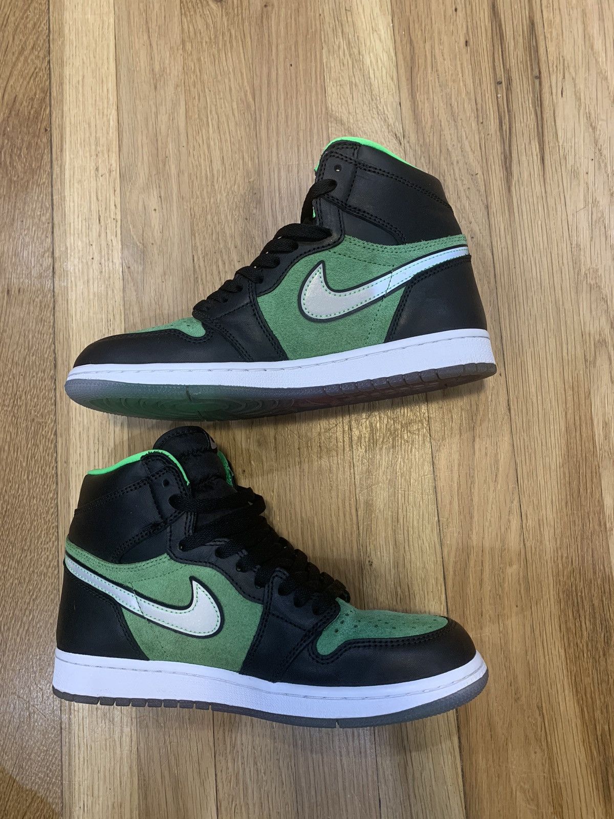Jordan Brand Air Jordan 1 High Zoom Zen Green Size US 8 / EU 41 - 2 Thumbnail