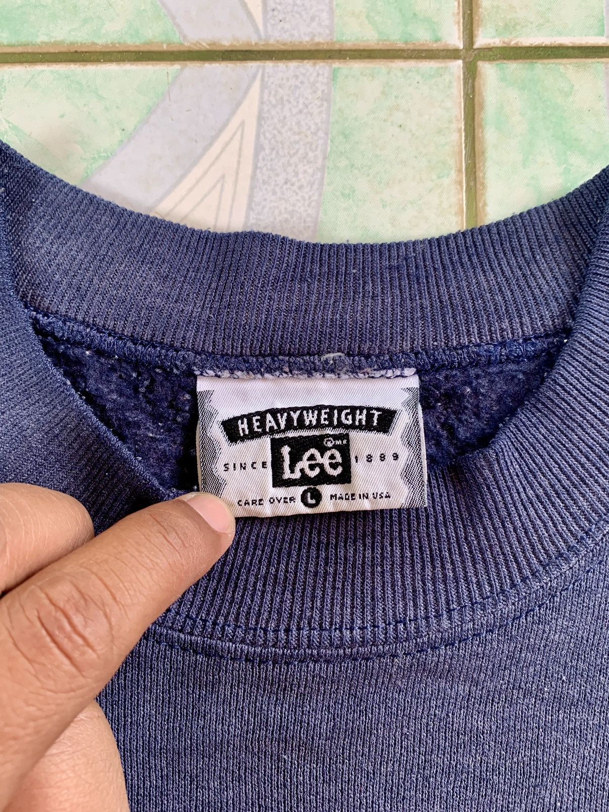 Lee Vintage Lee Sweatshirt Spellout Sun Faded Size US L / EU 52-54 / 3 - 3 Thumbnail