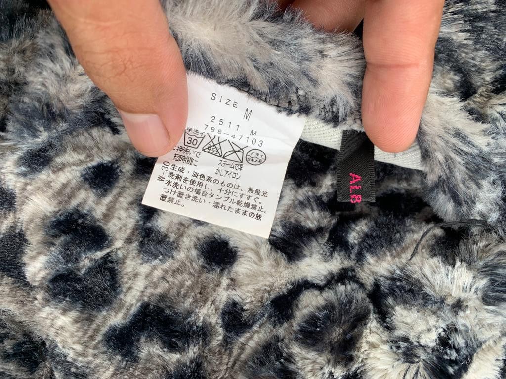 Japanese Brand Snow Leopard Design Faux Fur zipper Hoodie Size M / US 6-8 / IT 42-44 - 9 Thumbnail