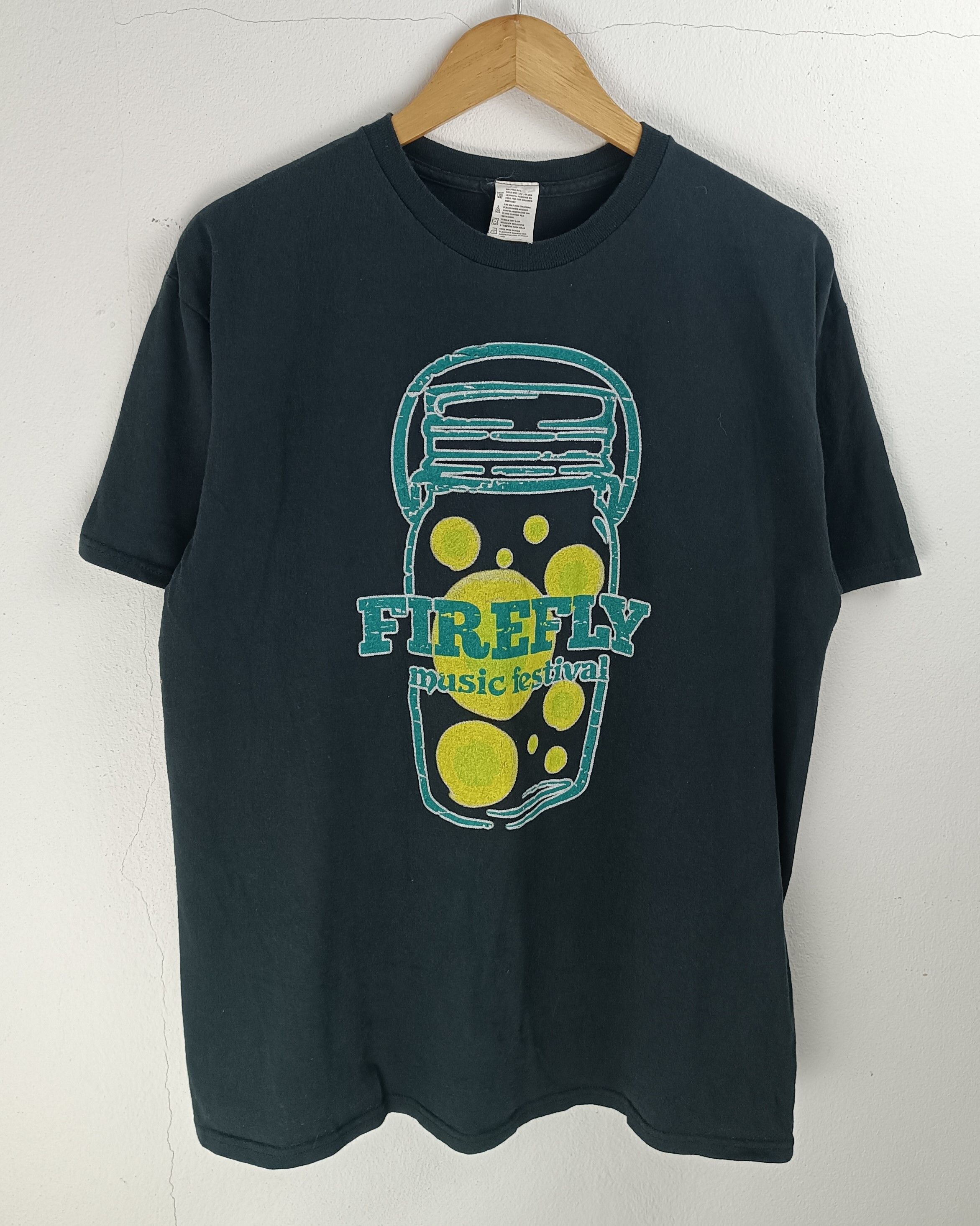 Band Tees VINTAGE FIREFLY 2015 MUSIC FESTIVAL (coachella lollapalooza) Size US L / EU 52-54 / 3 - 3 Thumbnail