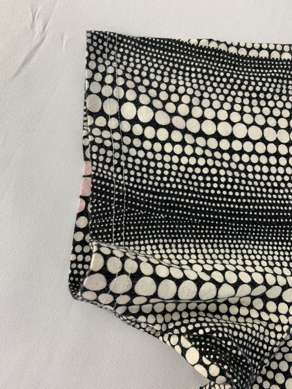 Designer × Japanese Brand × Yayoi Kusama Hype SPRZNY MoMA Edition Yayoi Kusama Baloon Psychedelic Tee Size US L / EU 52-54 / 3 - 5 Thumbnail