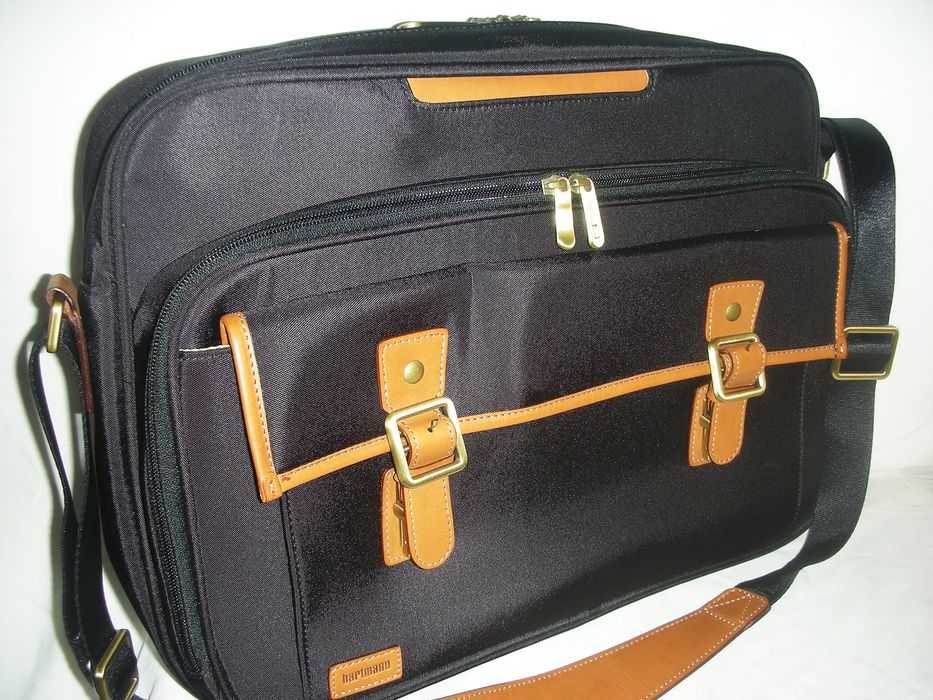 Hartmann Luggage $240 HARTMANN MEN'S BLACK NYLON / LEATHER LAPTOP ...