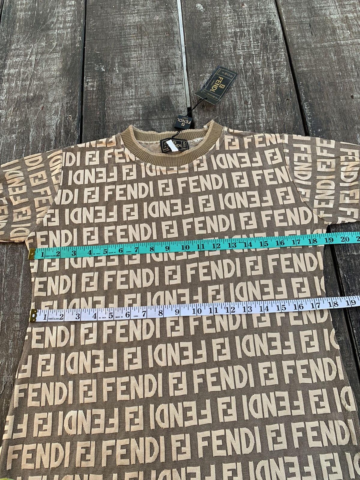 Fendi Fendi crew neck short sleeve monogram nice design Size S / US 4 / IT 40 - 18 Thumbnail