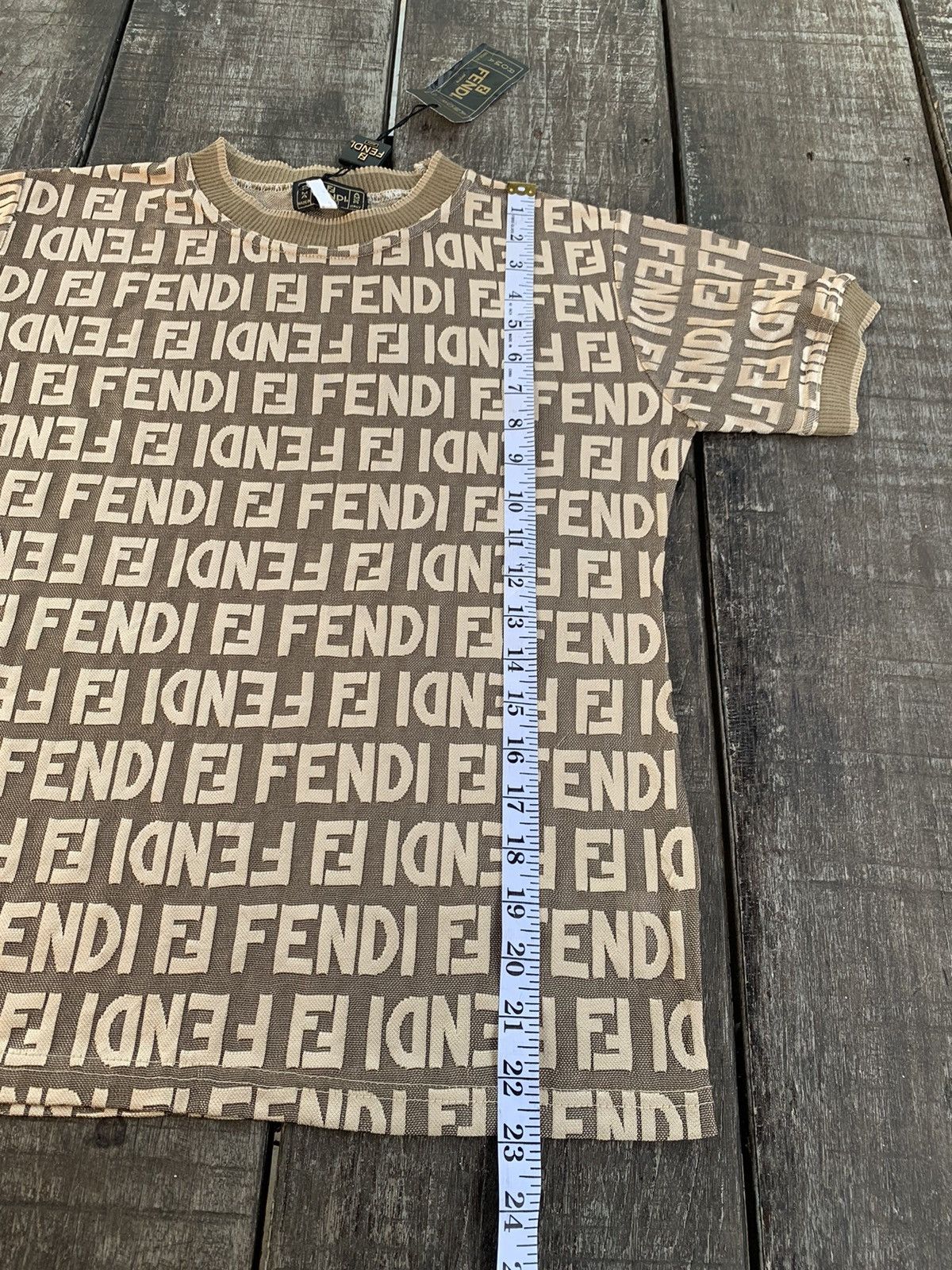 Fendi Fendi crew neck short sleeve monogram nice design Size S / US 4 / IT 40 - 19 Thumbnail