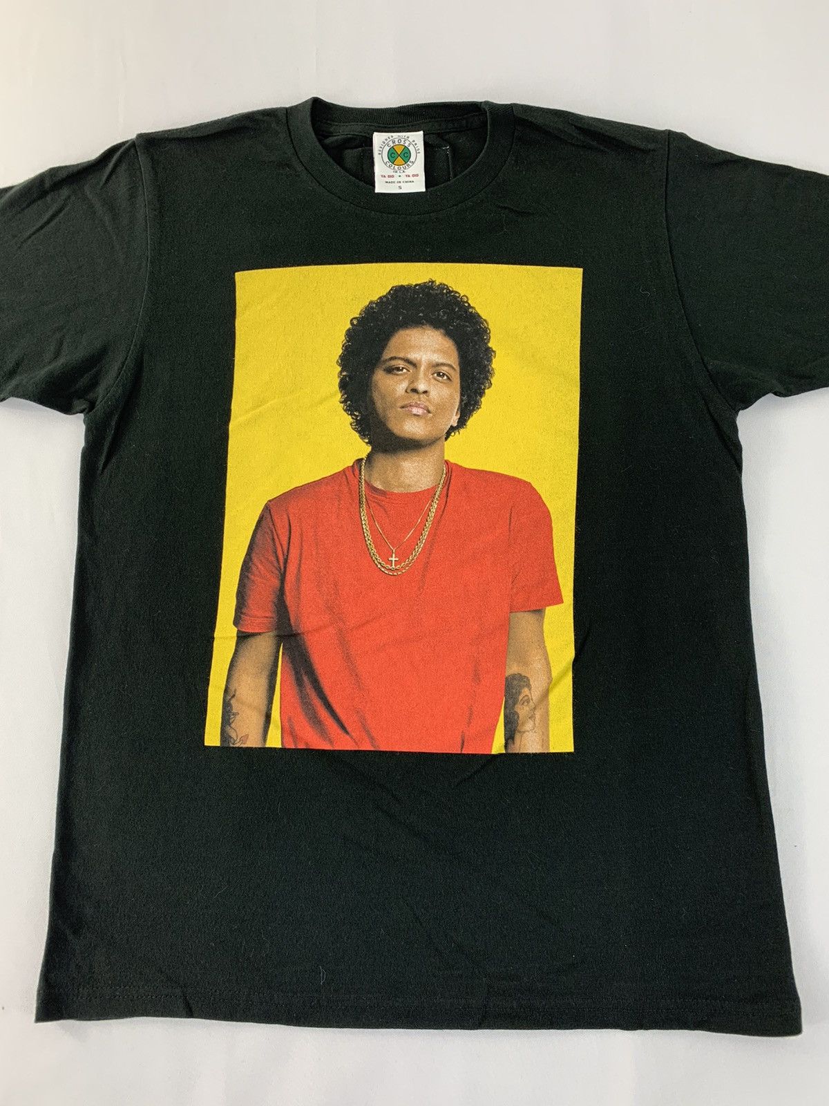 Band Tees Cross Colour X Bruno Mars 24k Magic Asian World Tour Tee Size US S / EU 44-46 / 1 - 3 Thumbnail